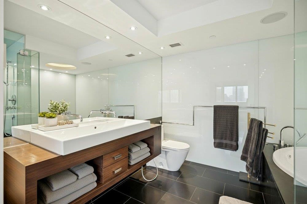 1503/04 283 DAVIE STREET Unit: 1503/04
