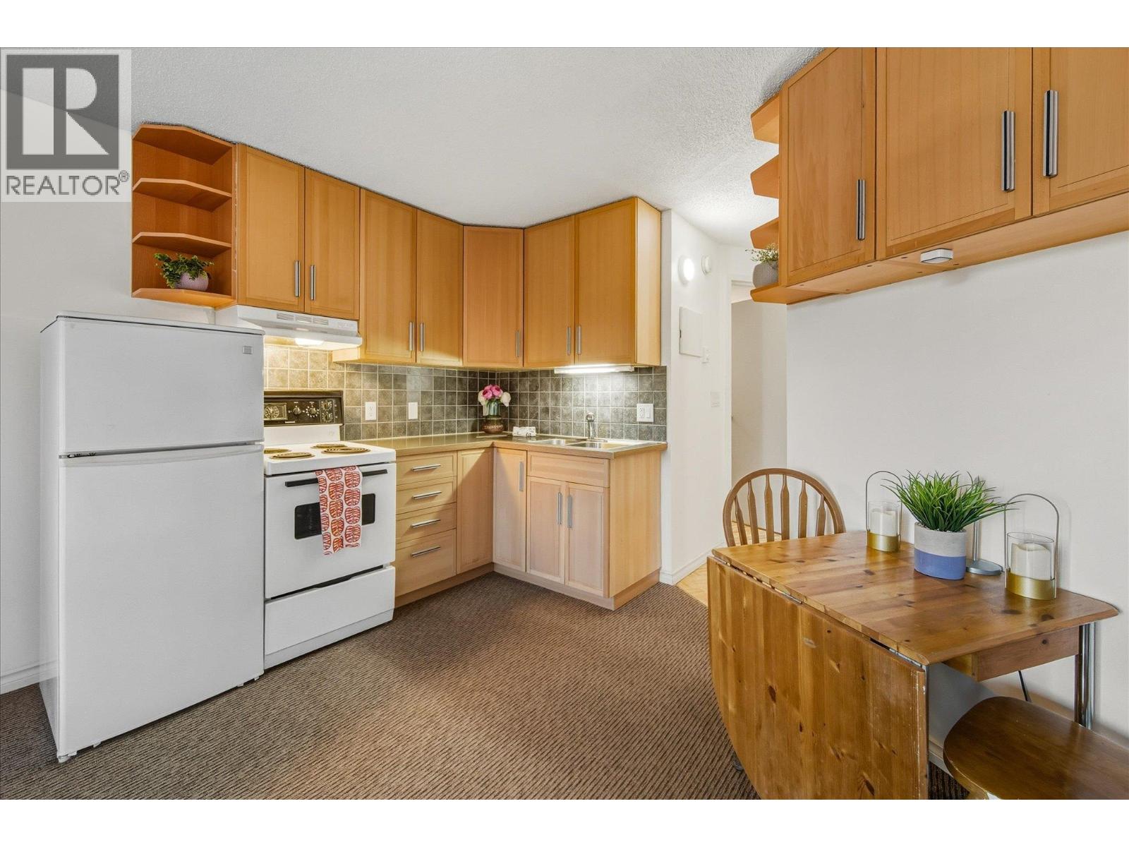 211 2109 WHISTLER ROAD