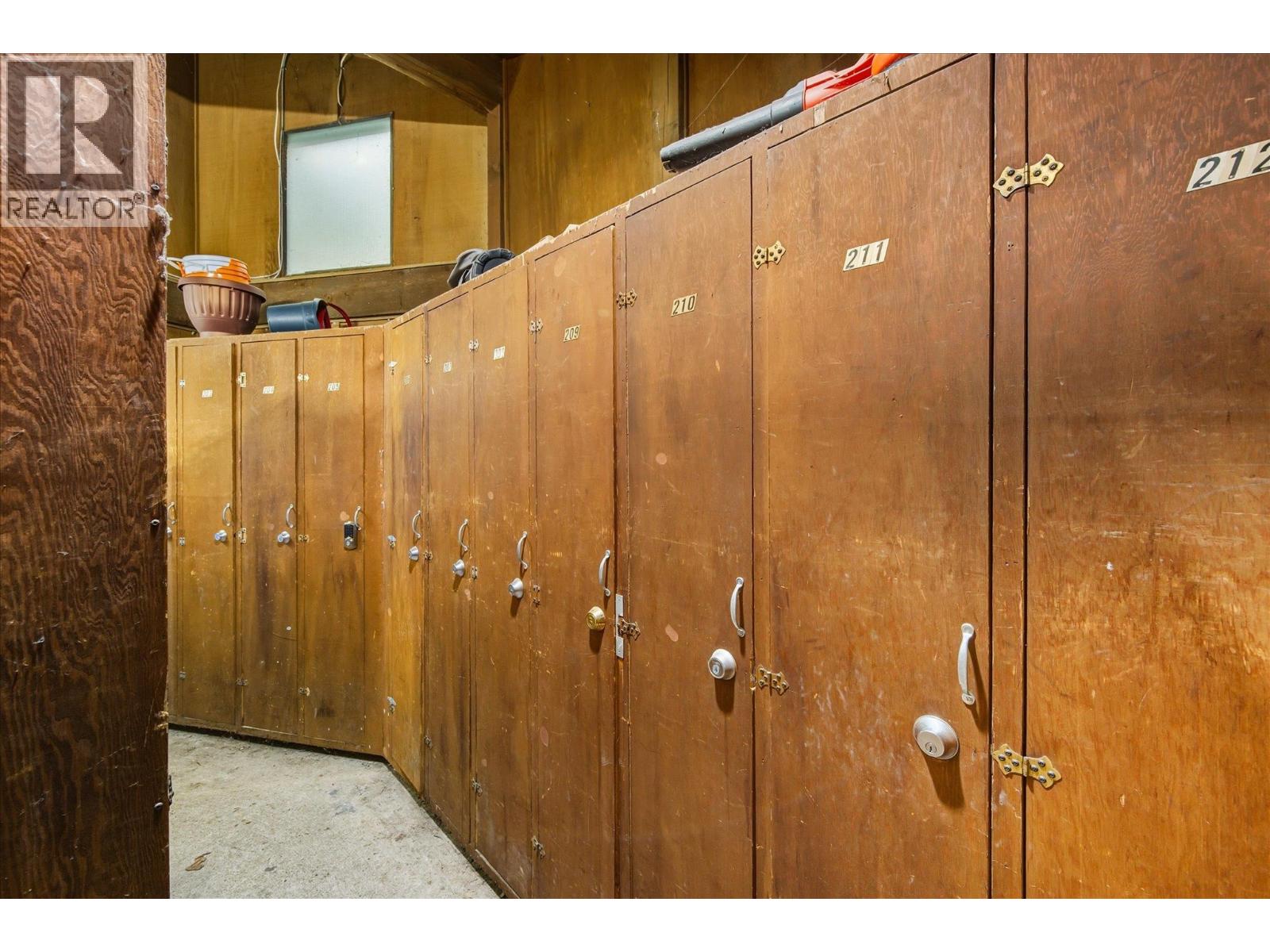 211 2109 WHISTLER ROAD