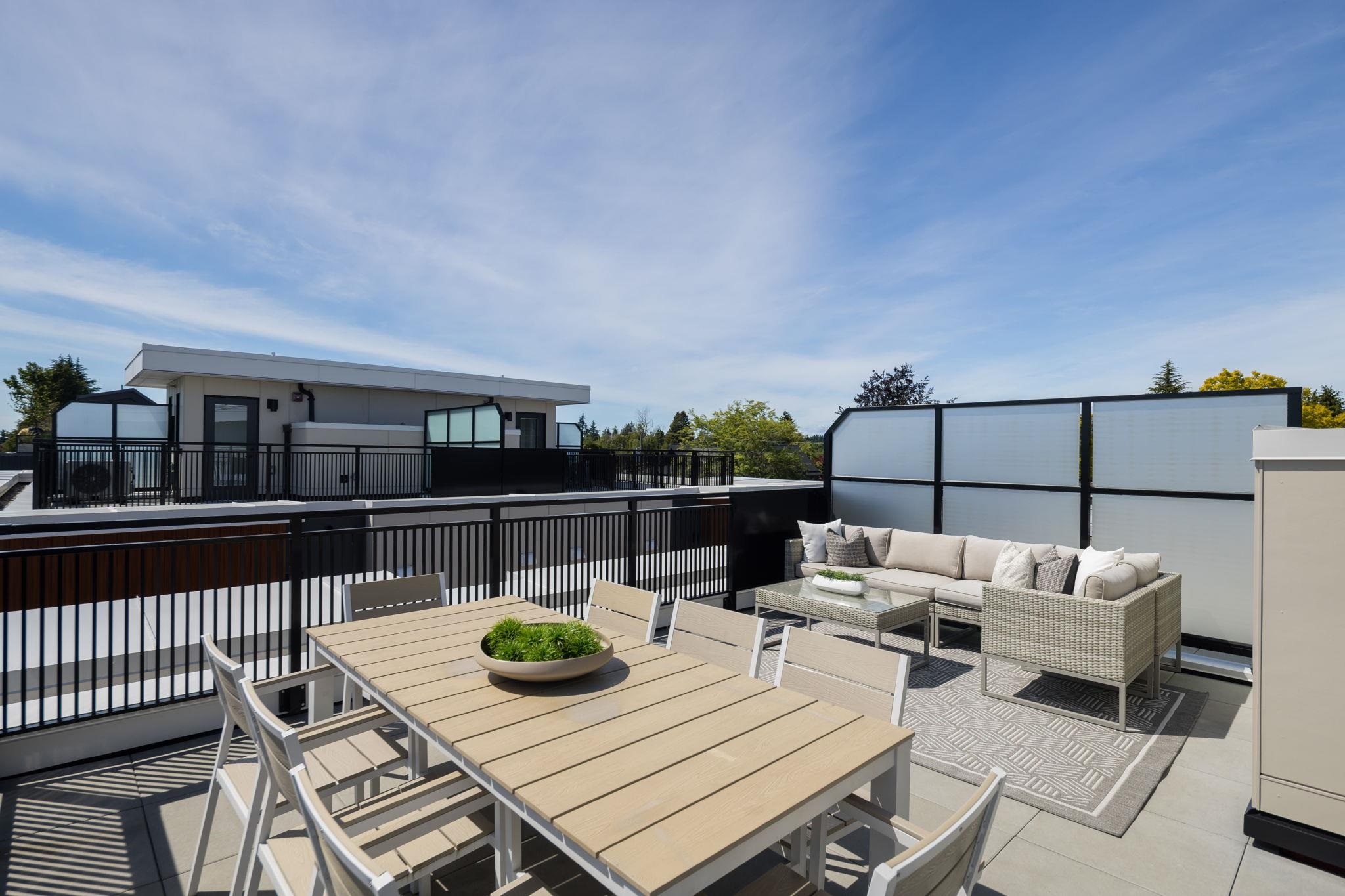 213 715 W 49TH AVENUE Unit: 213
