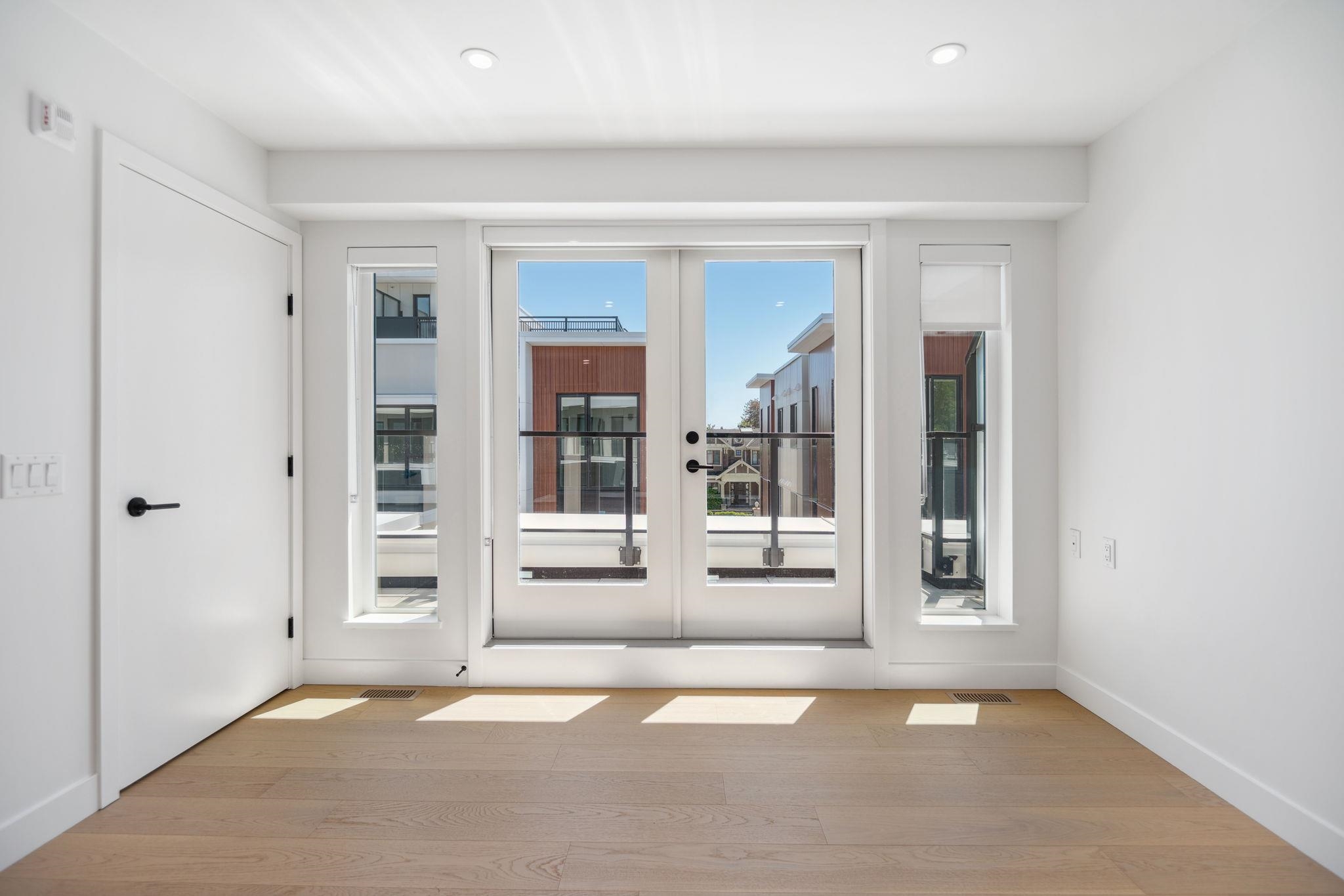 123 725 W 49 AVENUE Unit: 123