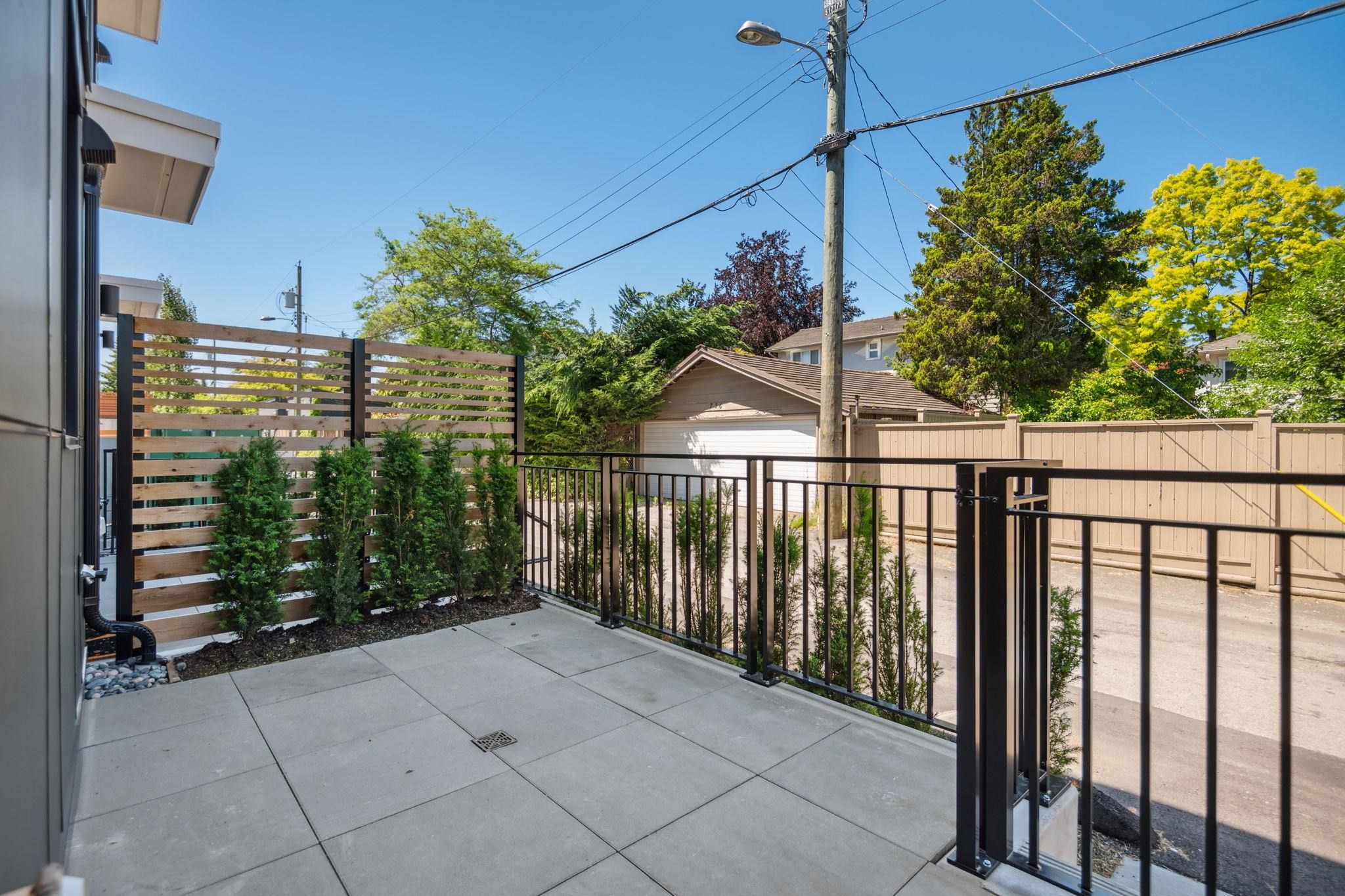 123 725 W 49 AVENUE Unit: 123