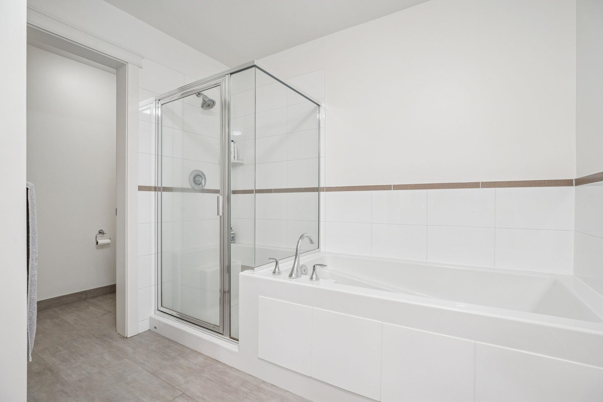 707 1415 PARKWAY BOULEVARD Unit: 707