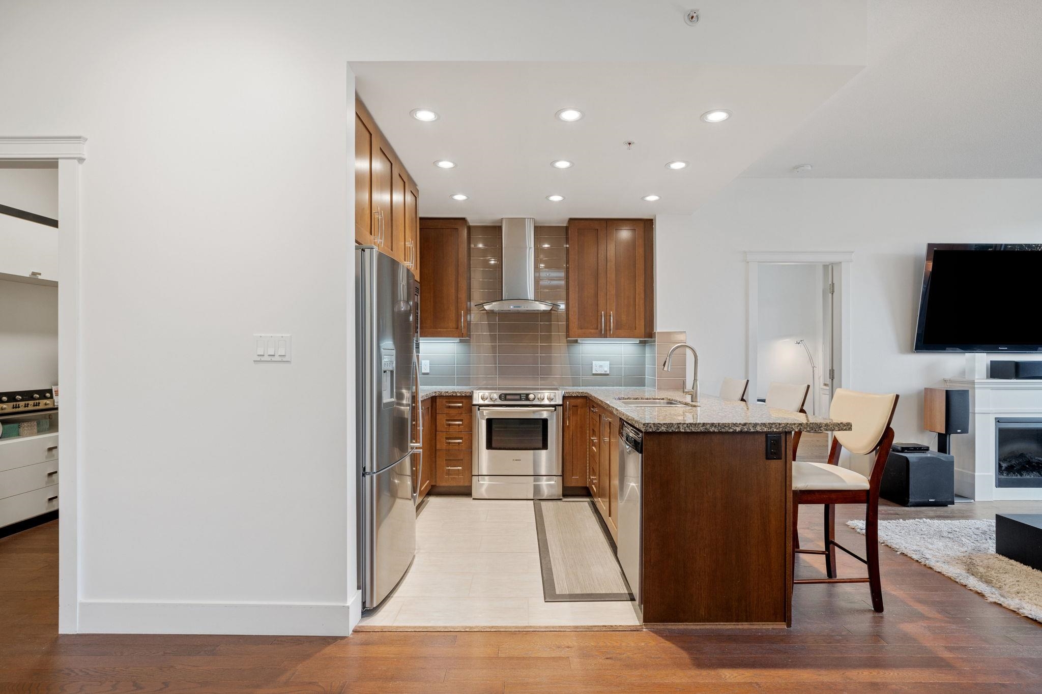 707 1415 PARKWAY BOULEVARD Unit: 707