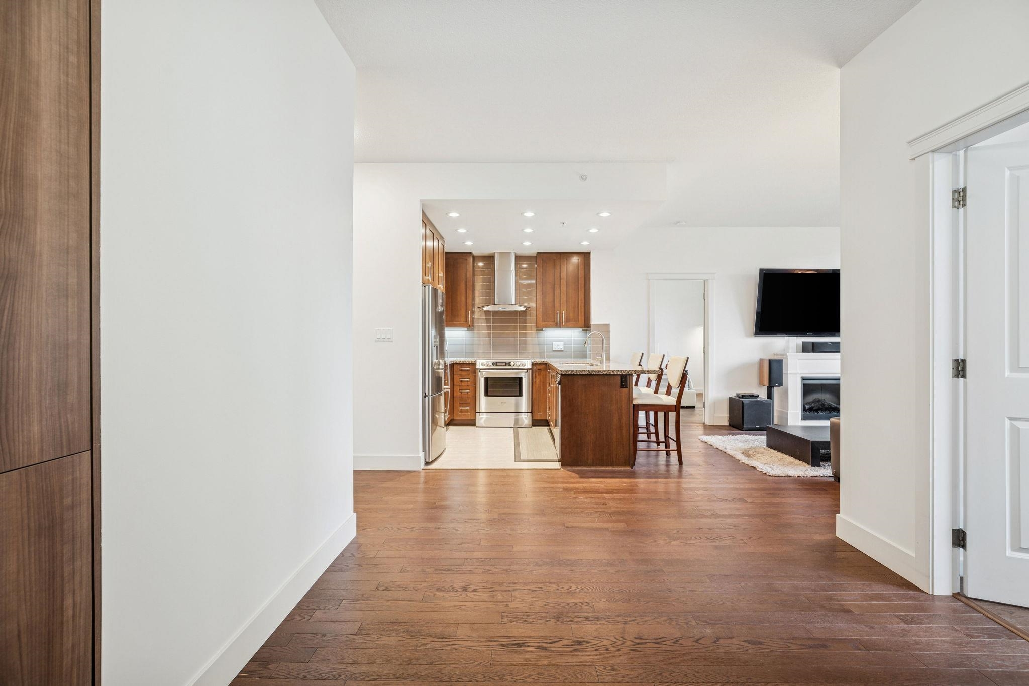 707 1415 PARKWAY BOULEVARD Unit: 707