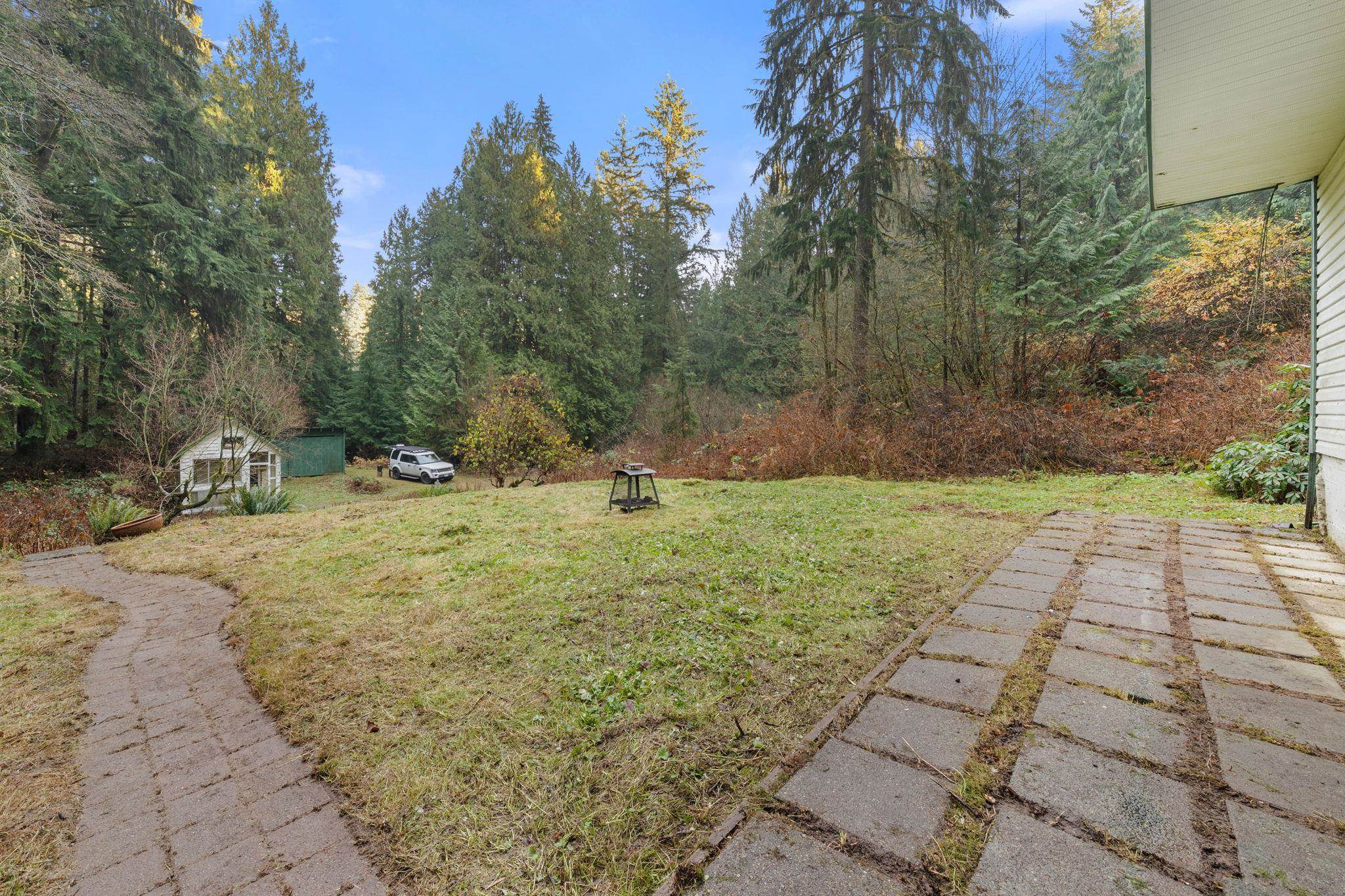 4520 LYNN VALLEY ROAD