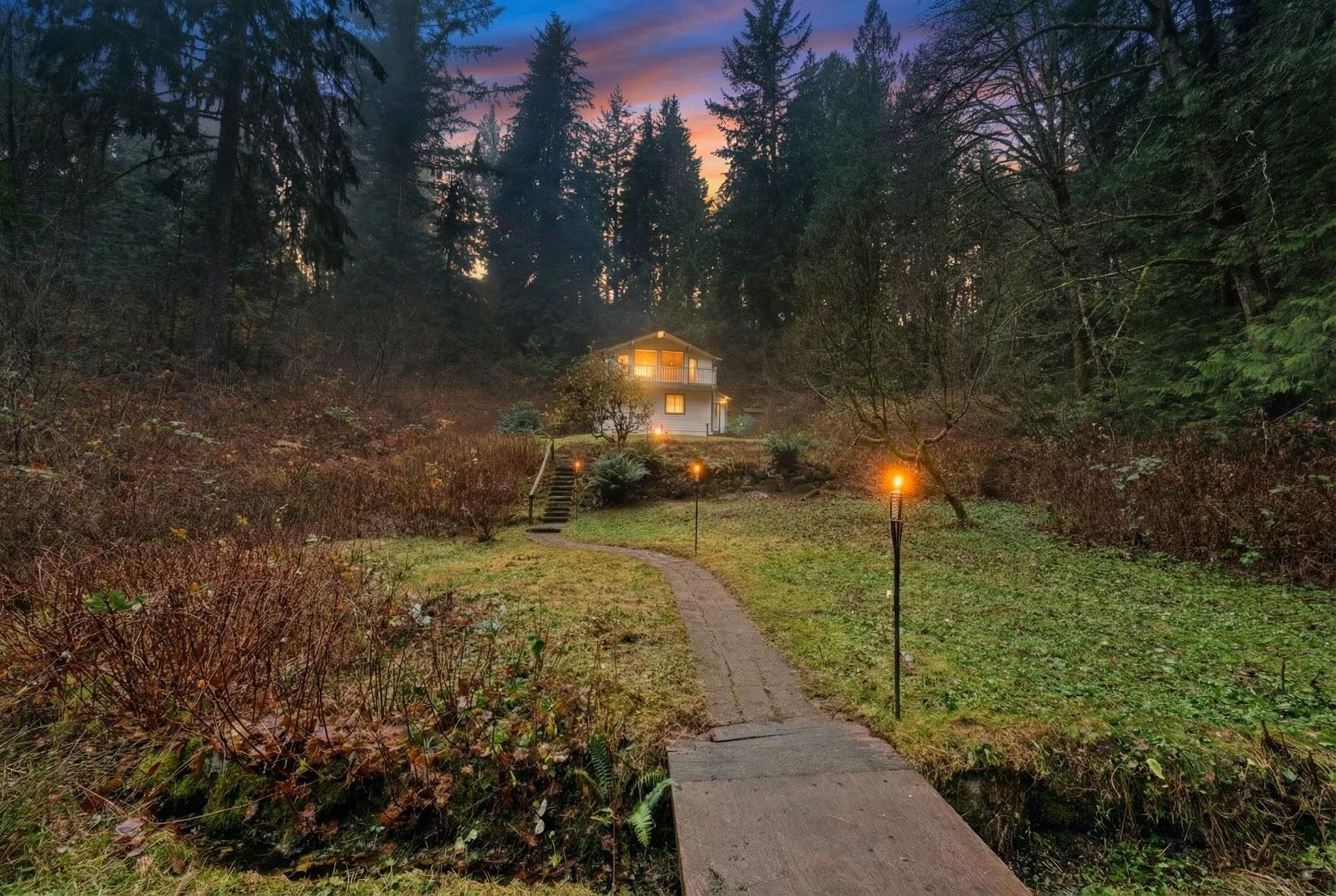 4520 LYNN VALLEY ROAD
