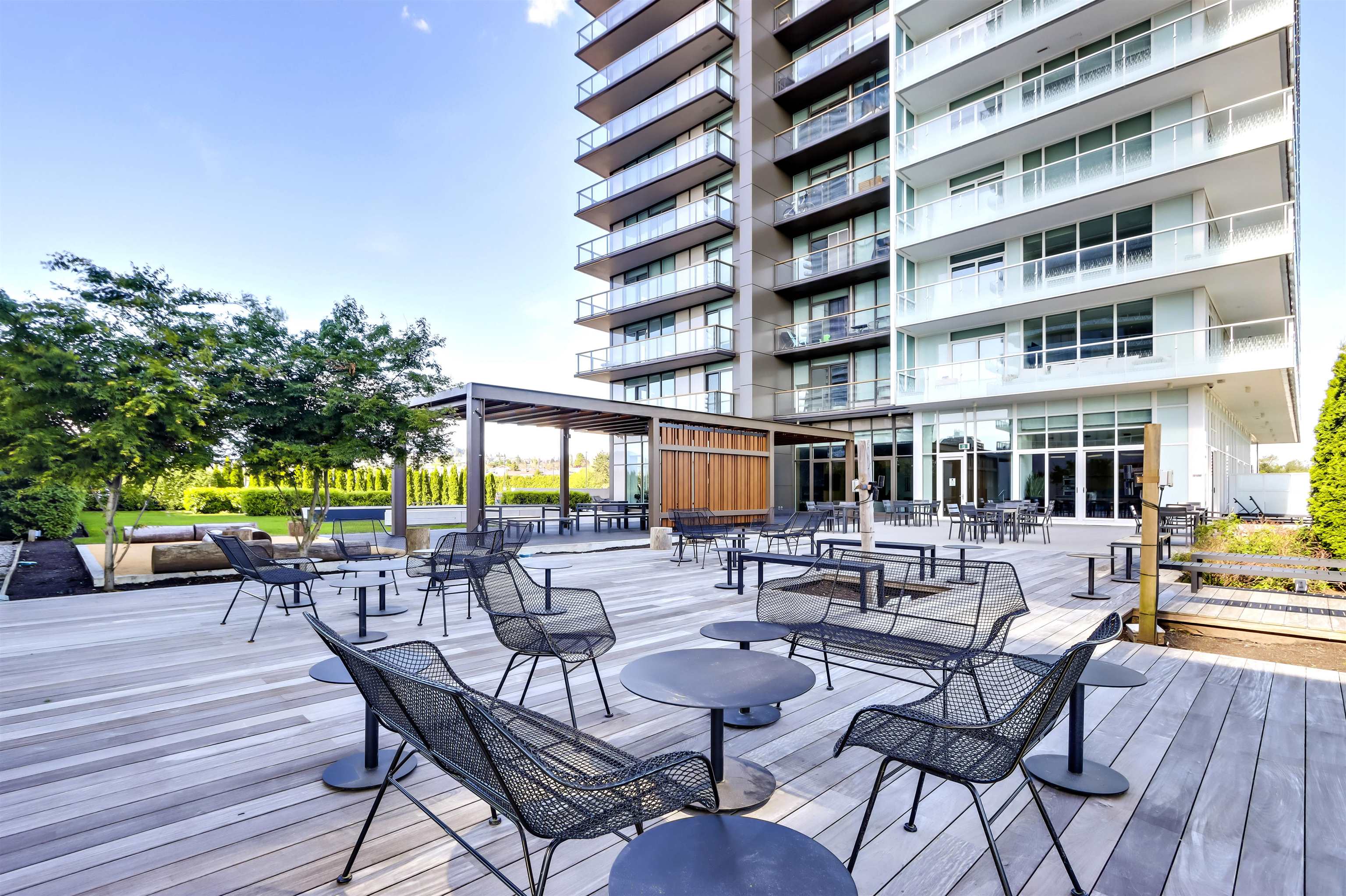 503 4650 BRENTWOOD BOULEVARD Unit: 503