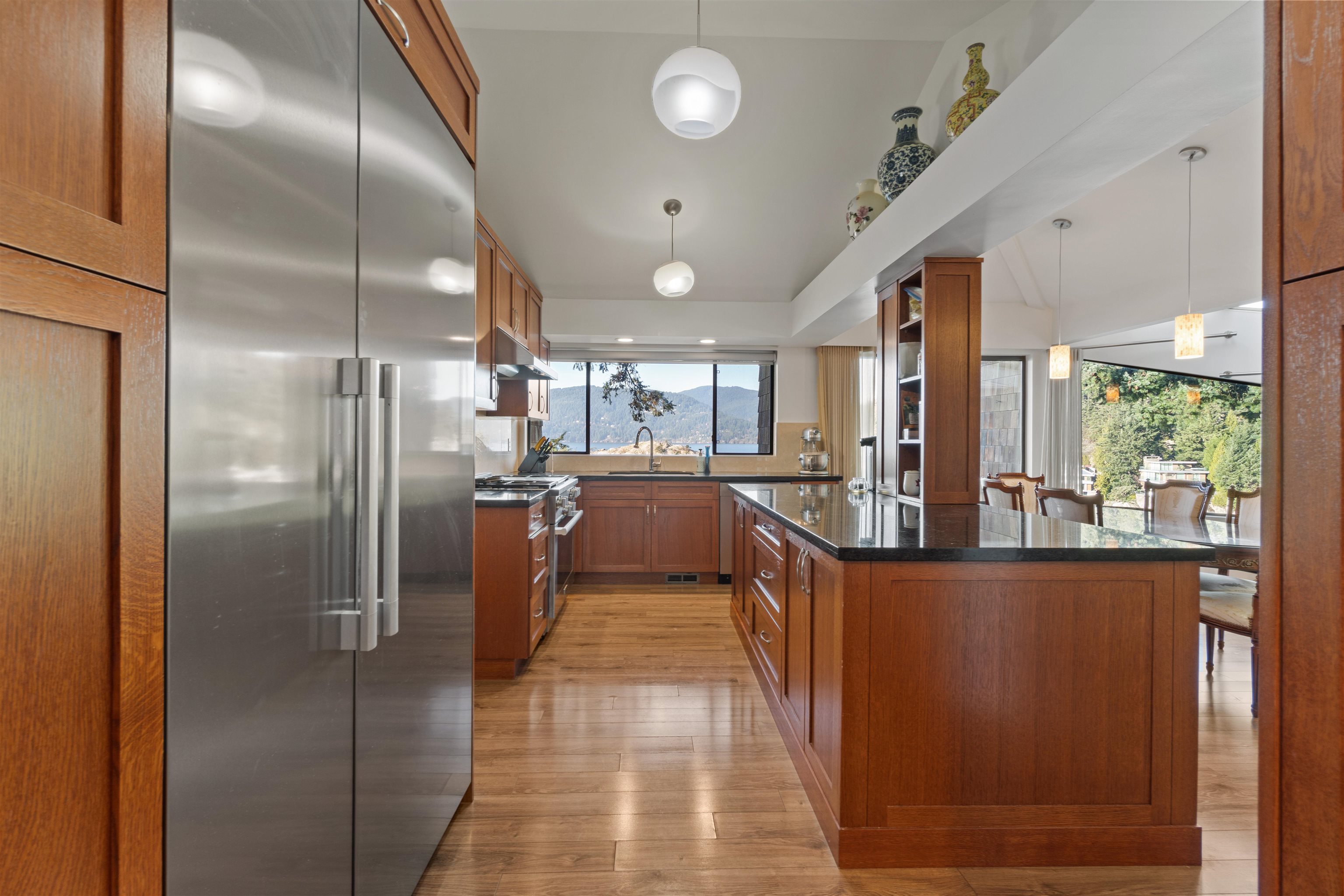 6648 MARINE DRIVE