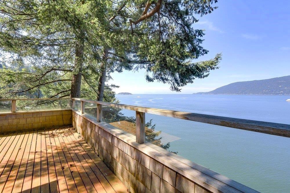 6648 MARINE DRIVE