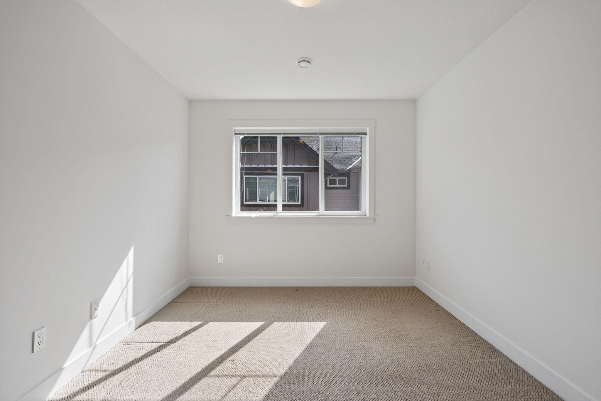 15 9699 SILLS AVENUE Unit: 15