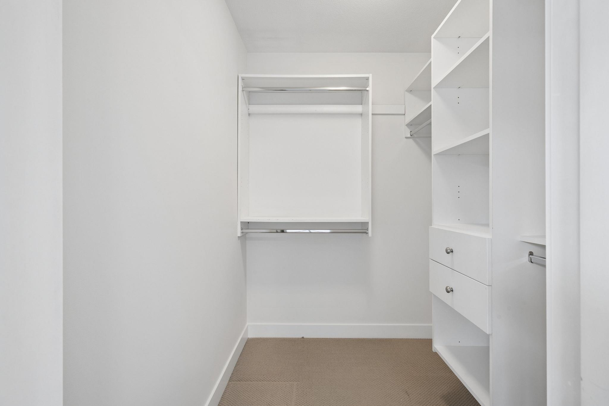 15 9699 SILLS AVENUE Unit: 15