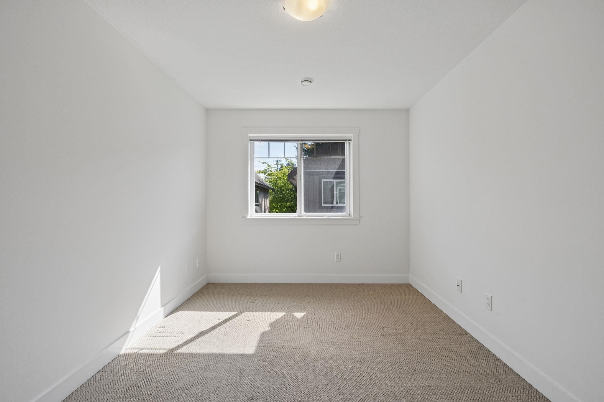 15 9699 SILLS AVENUE Unit: 15