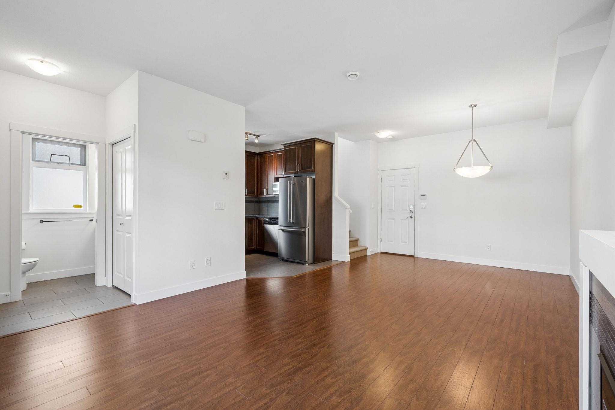 15 9699 SILLS AVENUE Unit: 15