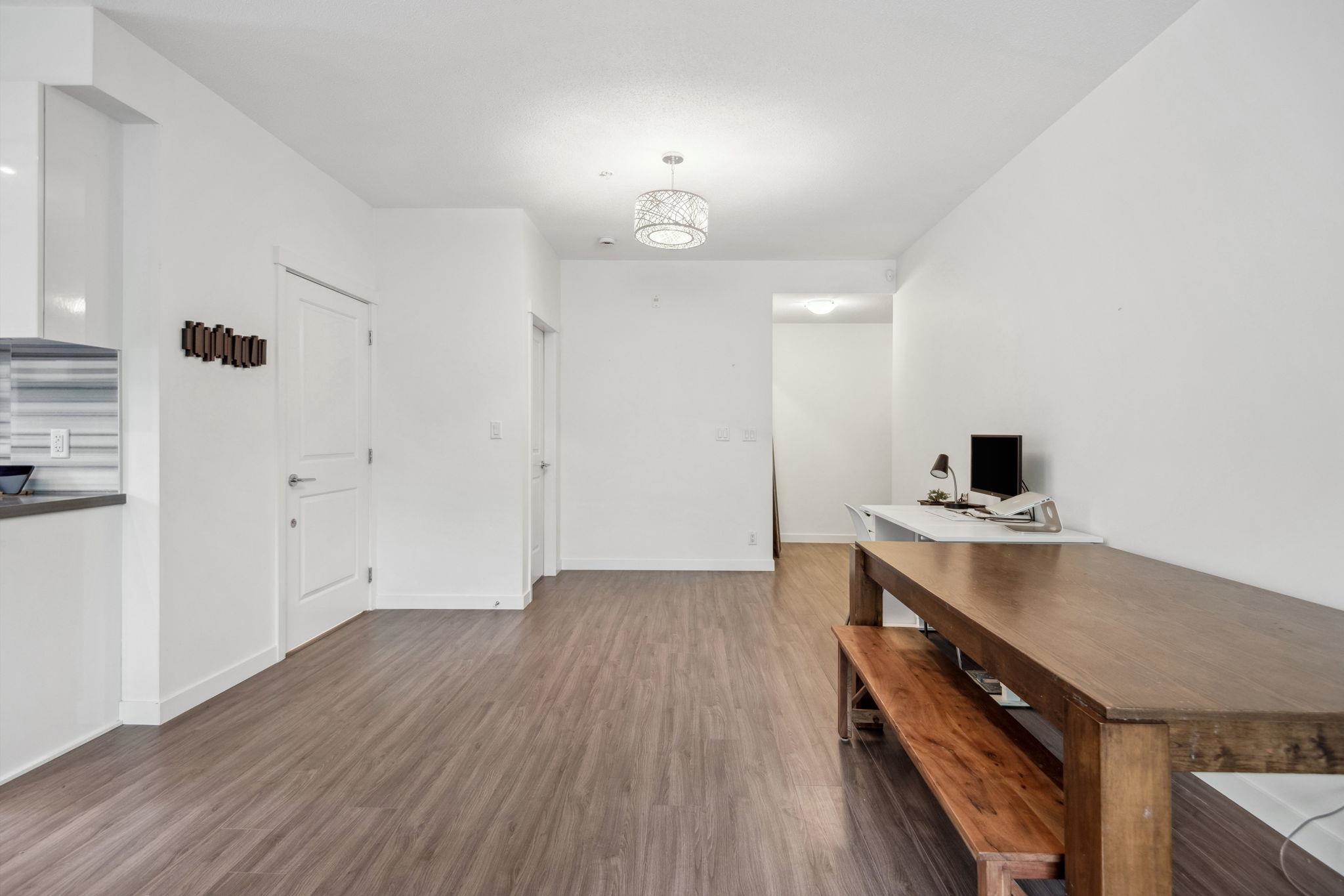 107 3138 RIVERWALK AVENUE Unit: 107
