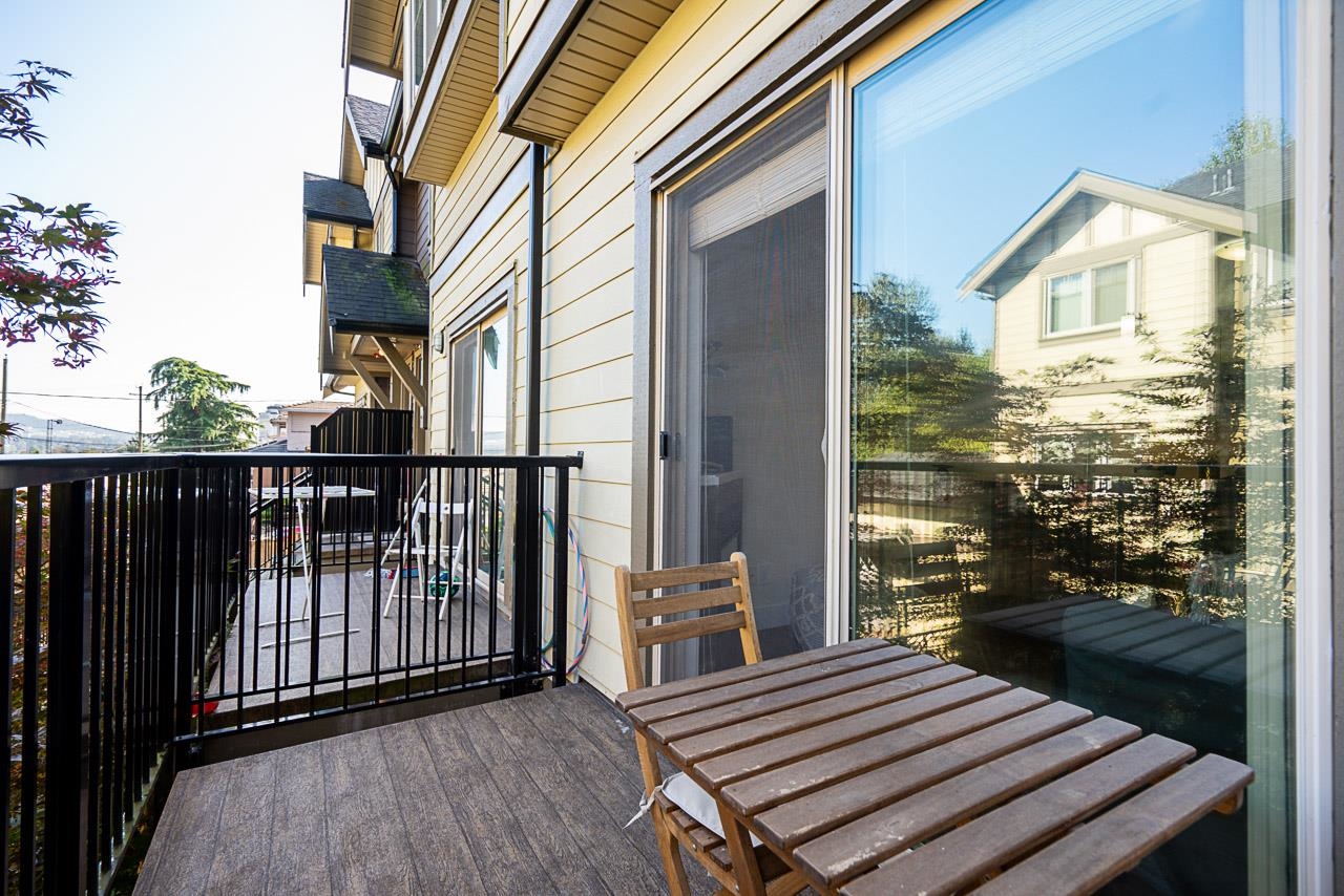 12 4033 DOMINION STREET Unit: 12
