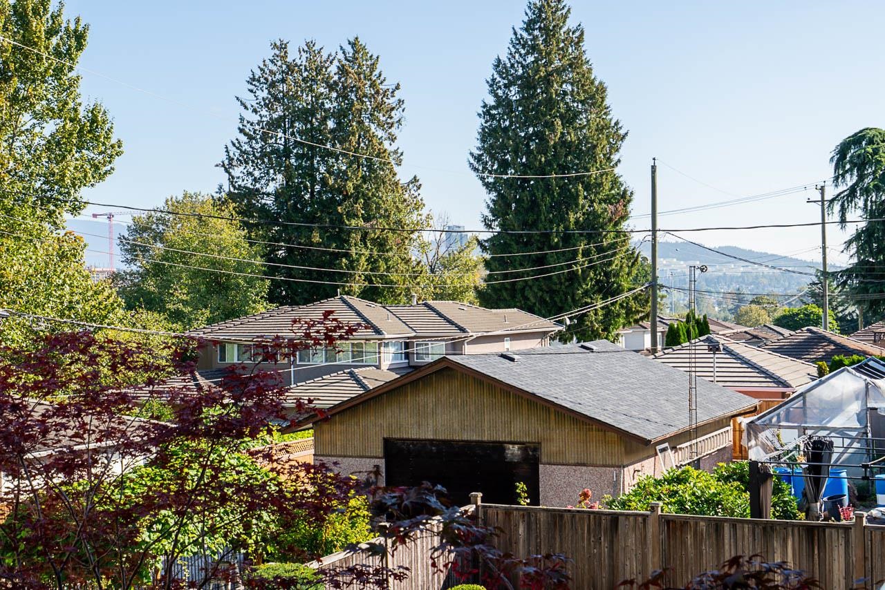 12 4033 DOMINION STREET Unit: 12