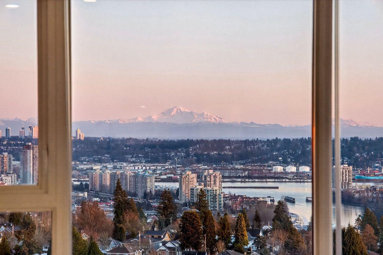 1506 7683 PARK CRESCENT Unit: 1506