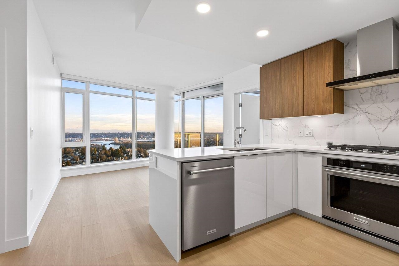 1506 7683 PARK CRESCENT Unit: 1506