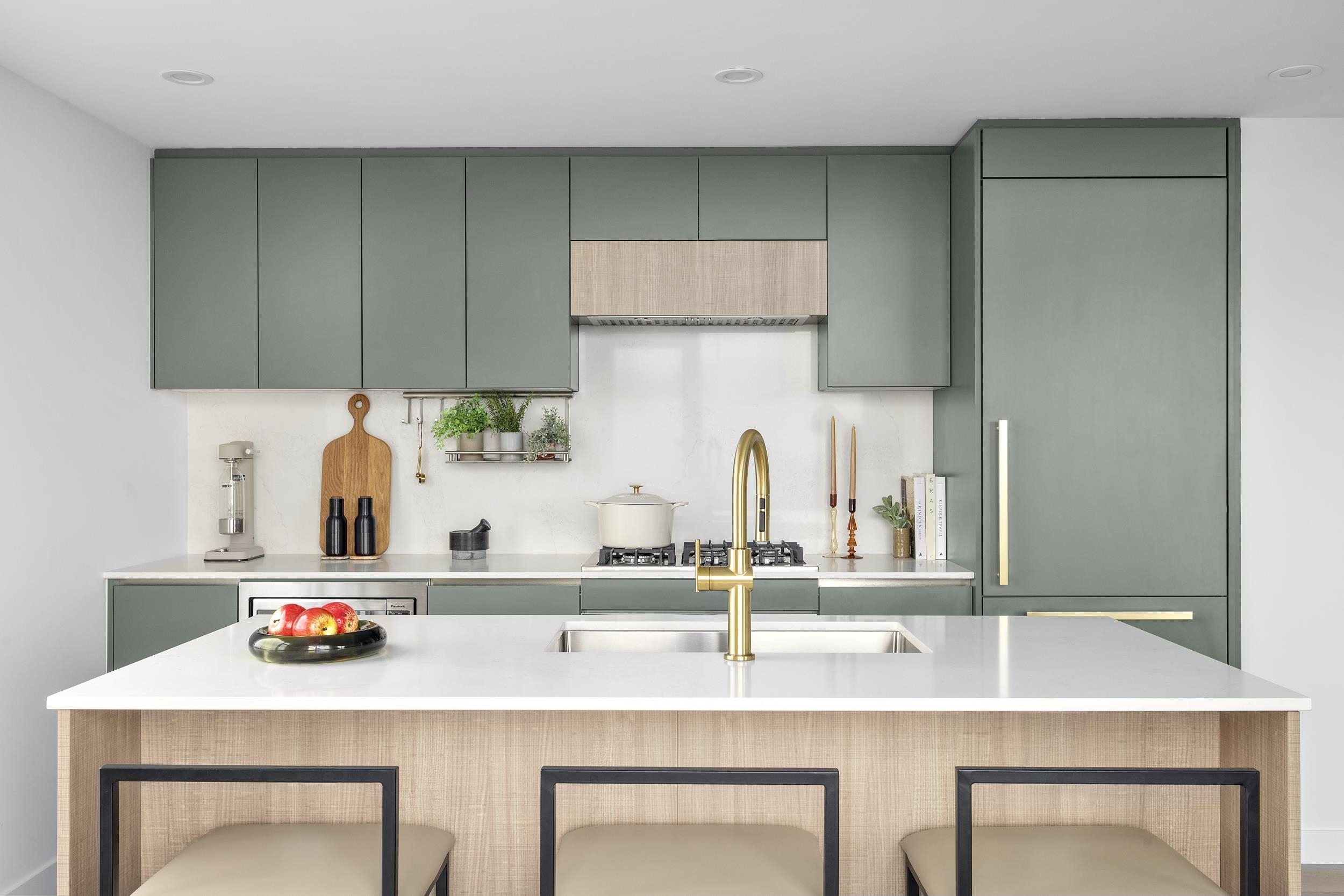 2608 13573 98A AVENUE Unit: 2608