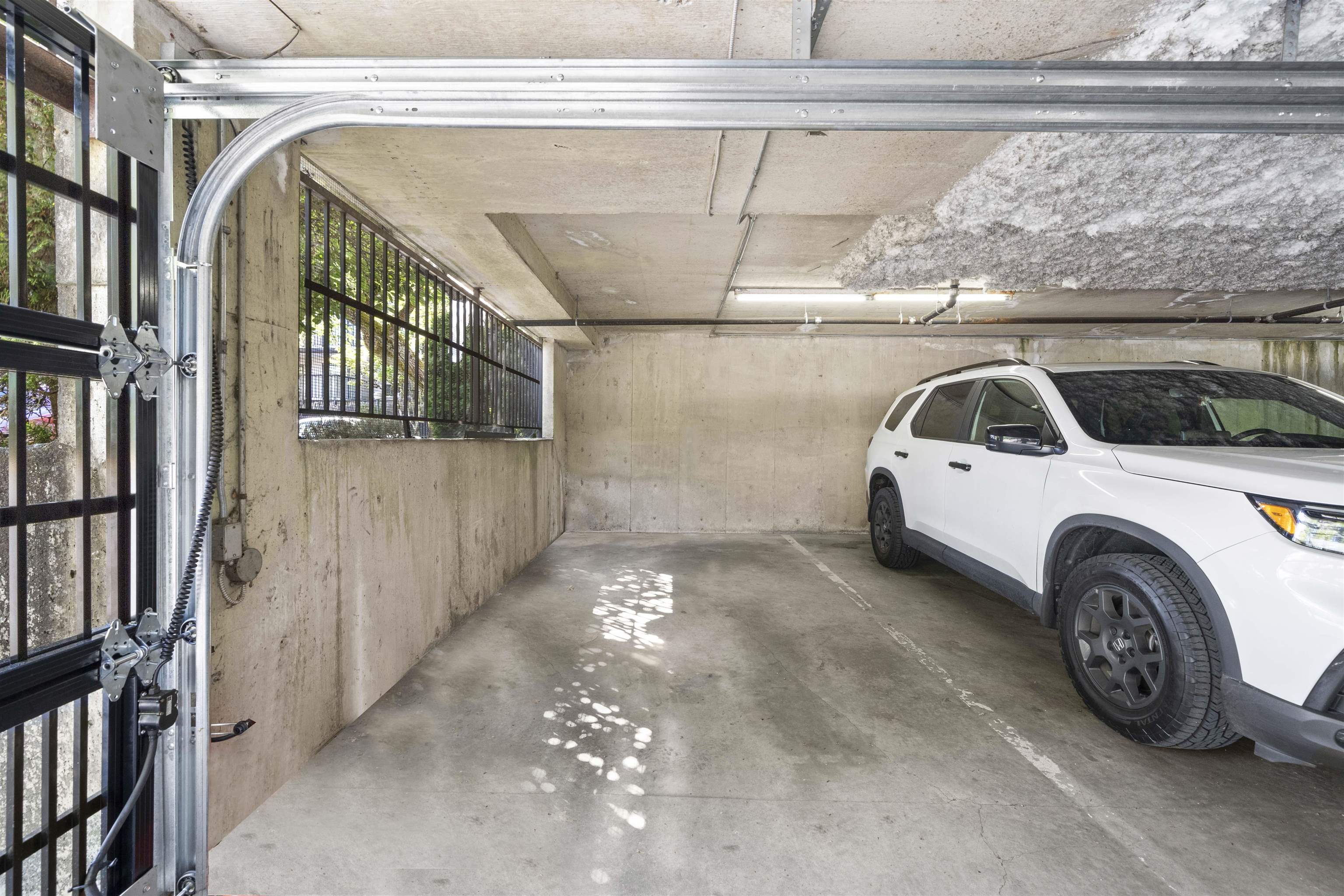 110 15238 100 AVENUE Unit: 110