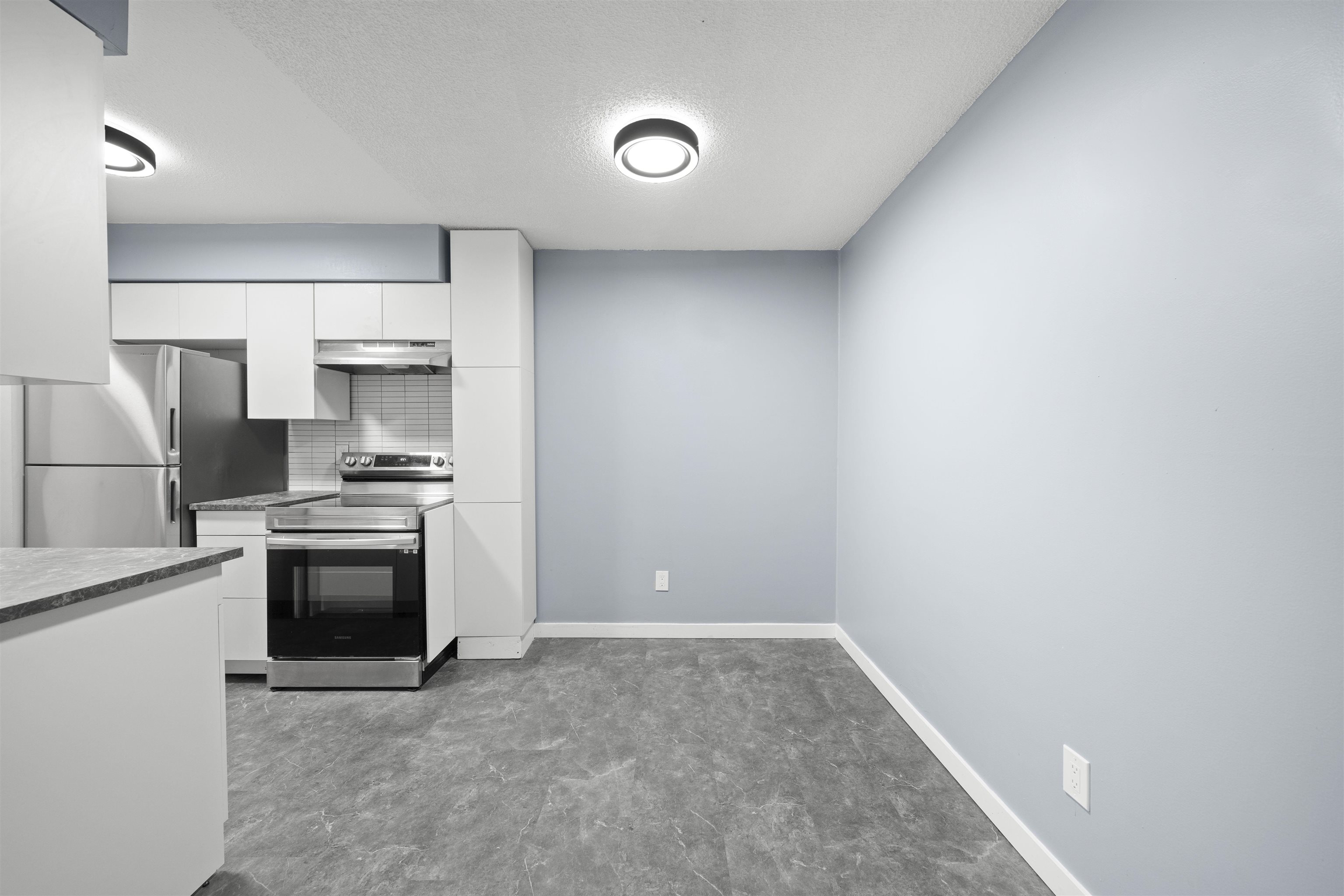 110 15238 100 AVENUE Unit: 110