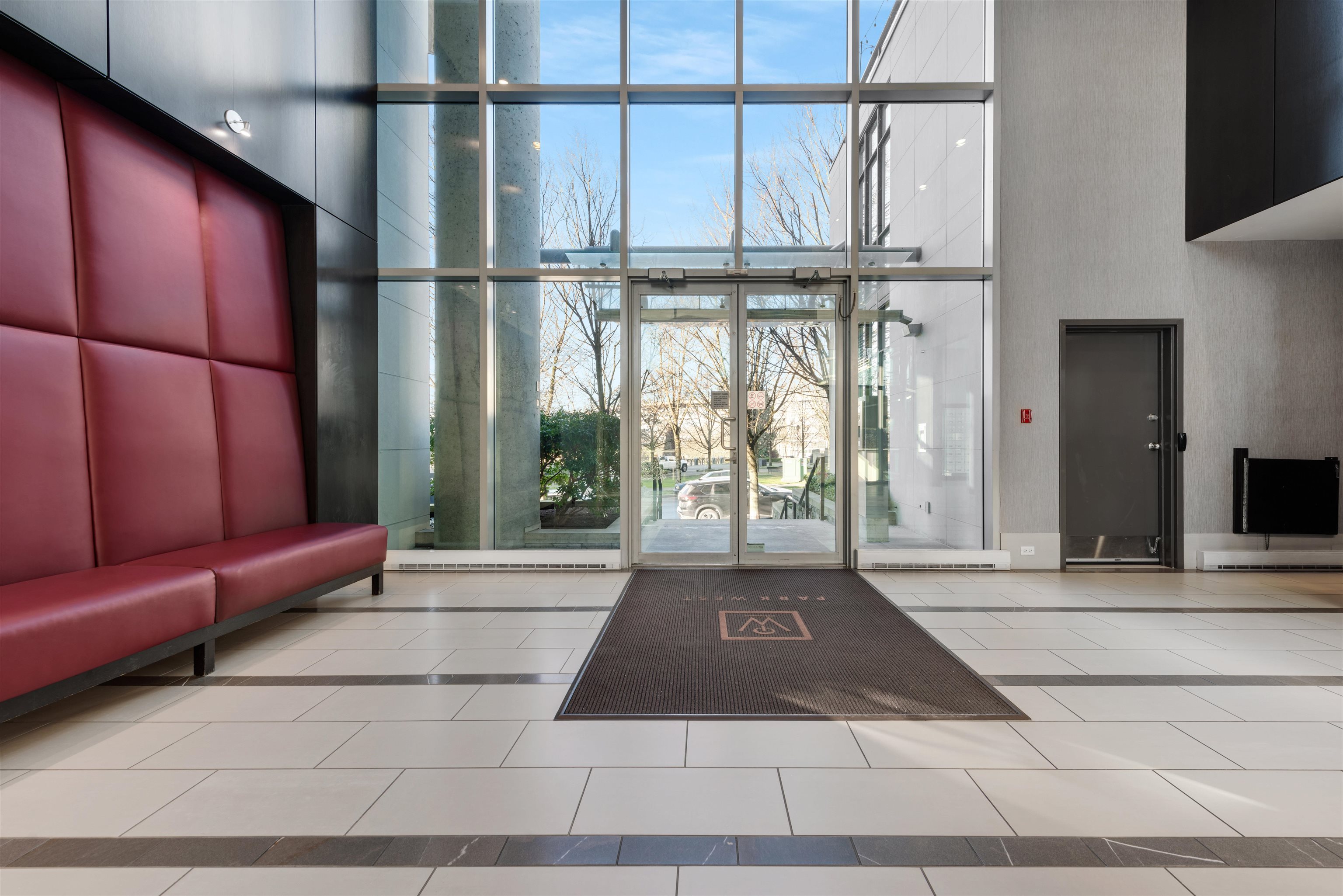 2105 455 BEACH CRESCENT Unit: 2105