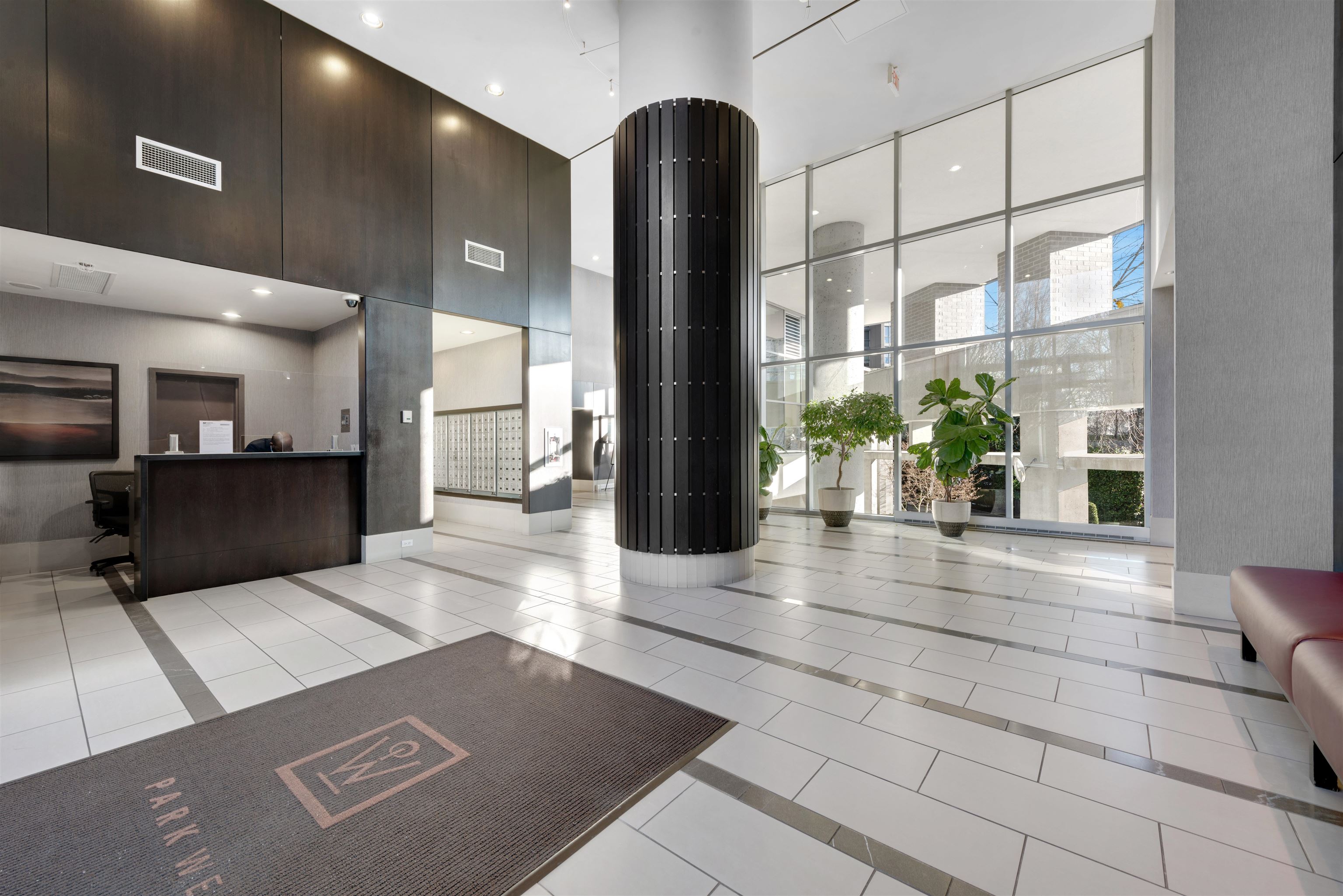 2105 455 BEACH CRESCENT Unit: 2105