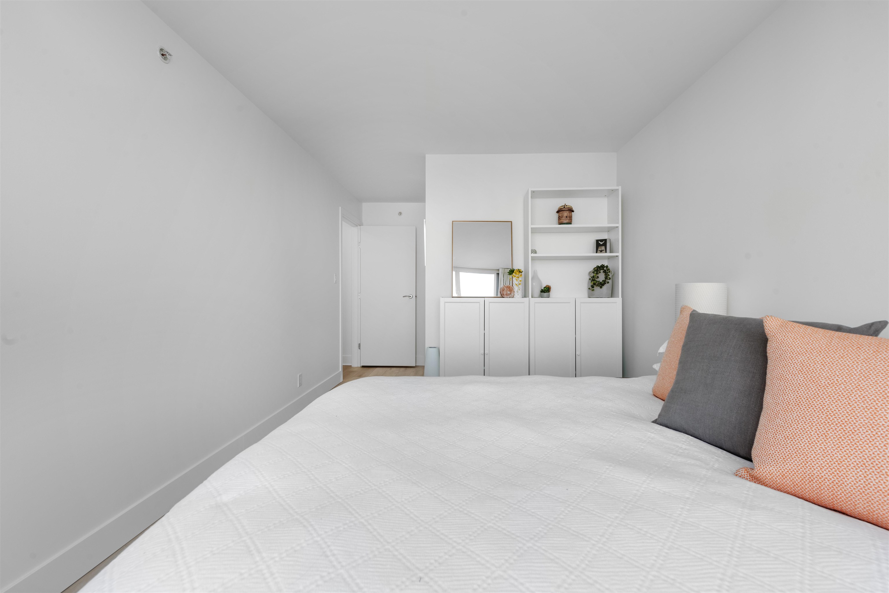 2105 455 BEACH CRESCENT Unit: 2105
