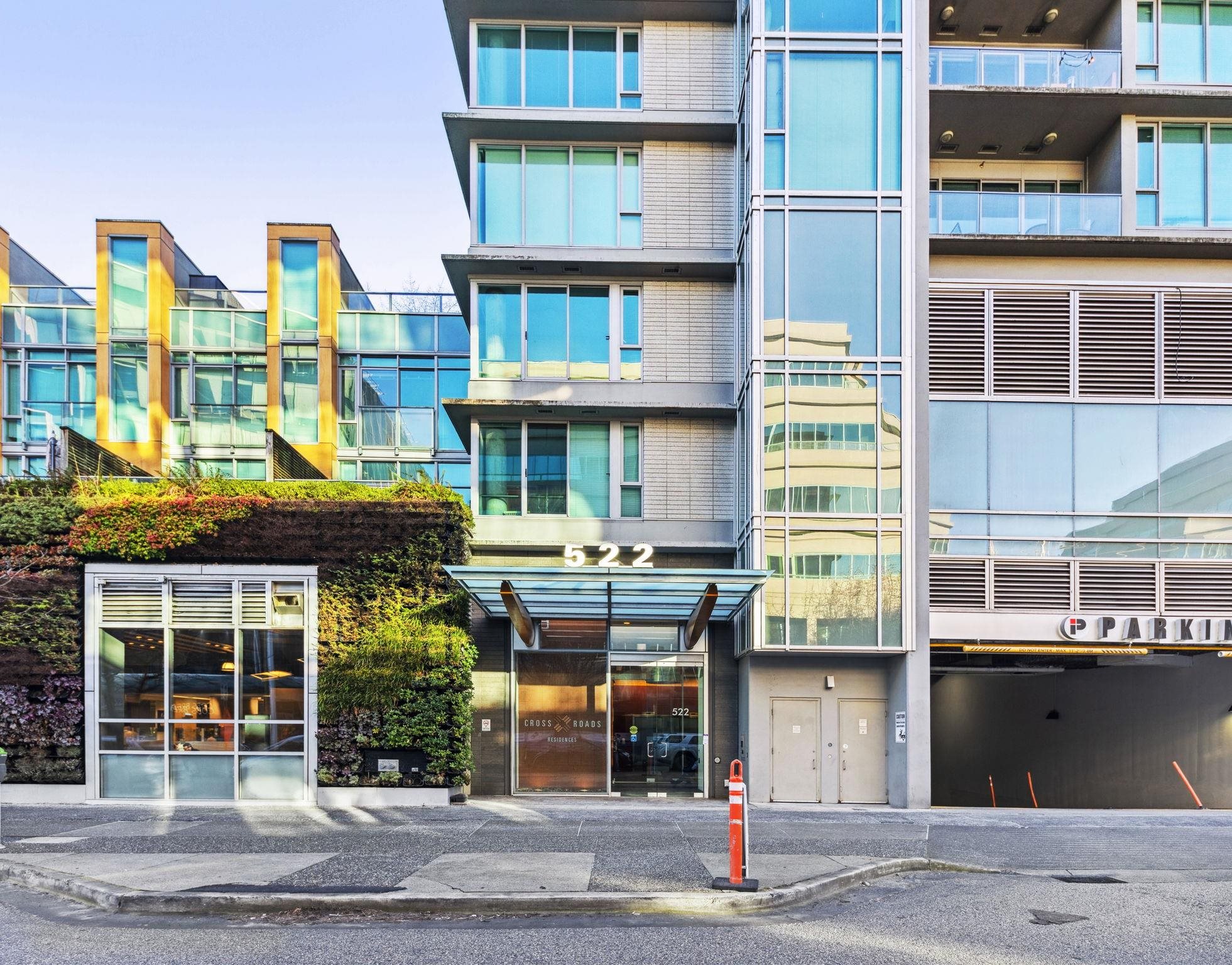 205 522 8TH AVENUE Unit: 205