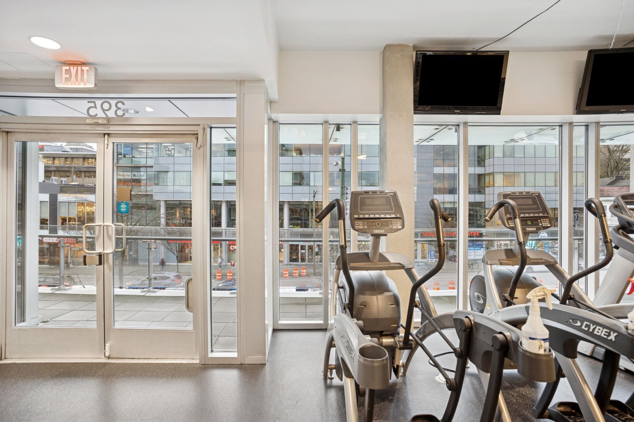 205 522 8TH AVENUE Unit: 205