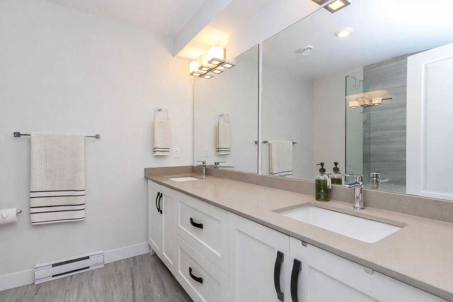 40 1188 MAIN STREET Unit: 40