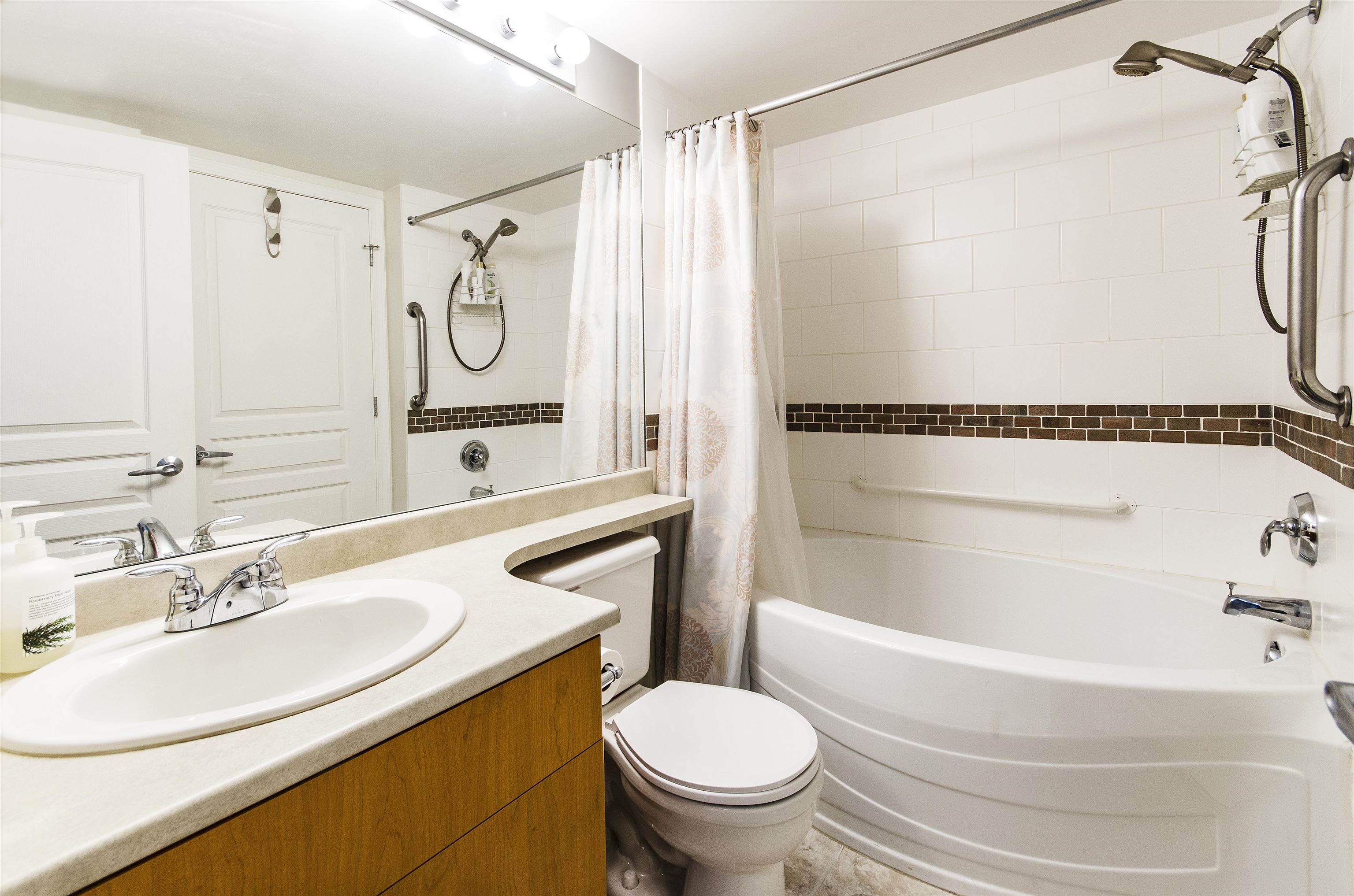 312 1150 E 29TH STREET Unit: 312