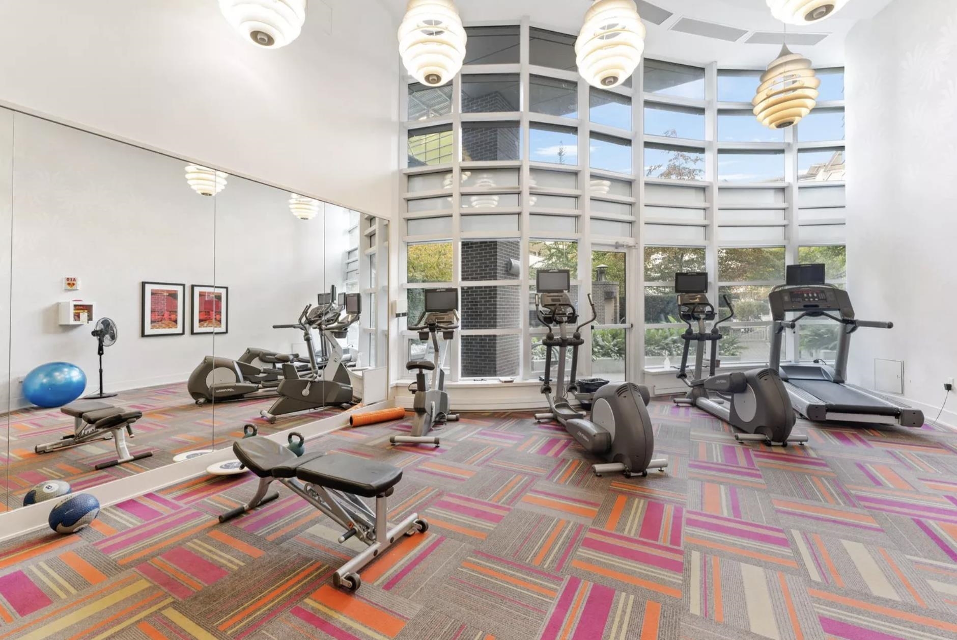 1102 181 W 1ST AVENUE Unit: 1102