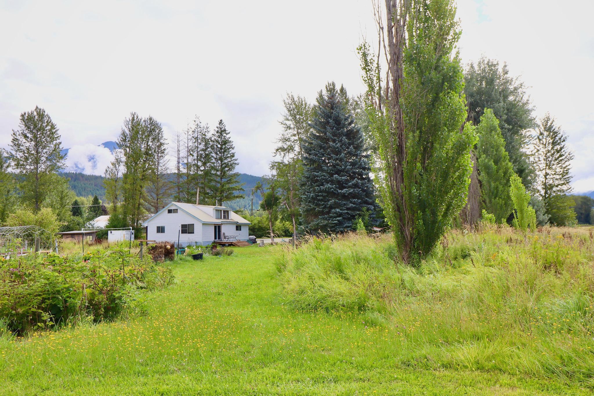 7395 CLOVER ROAD