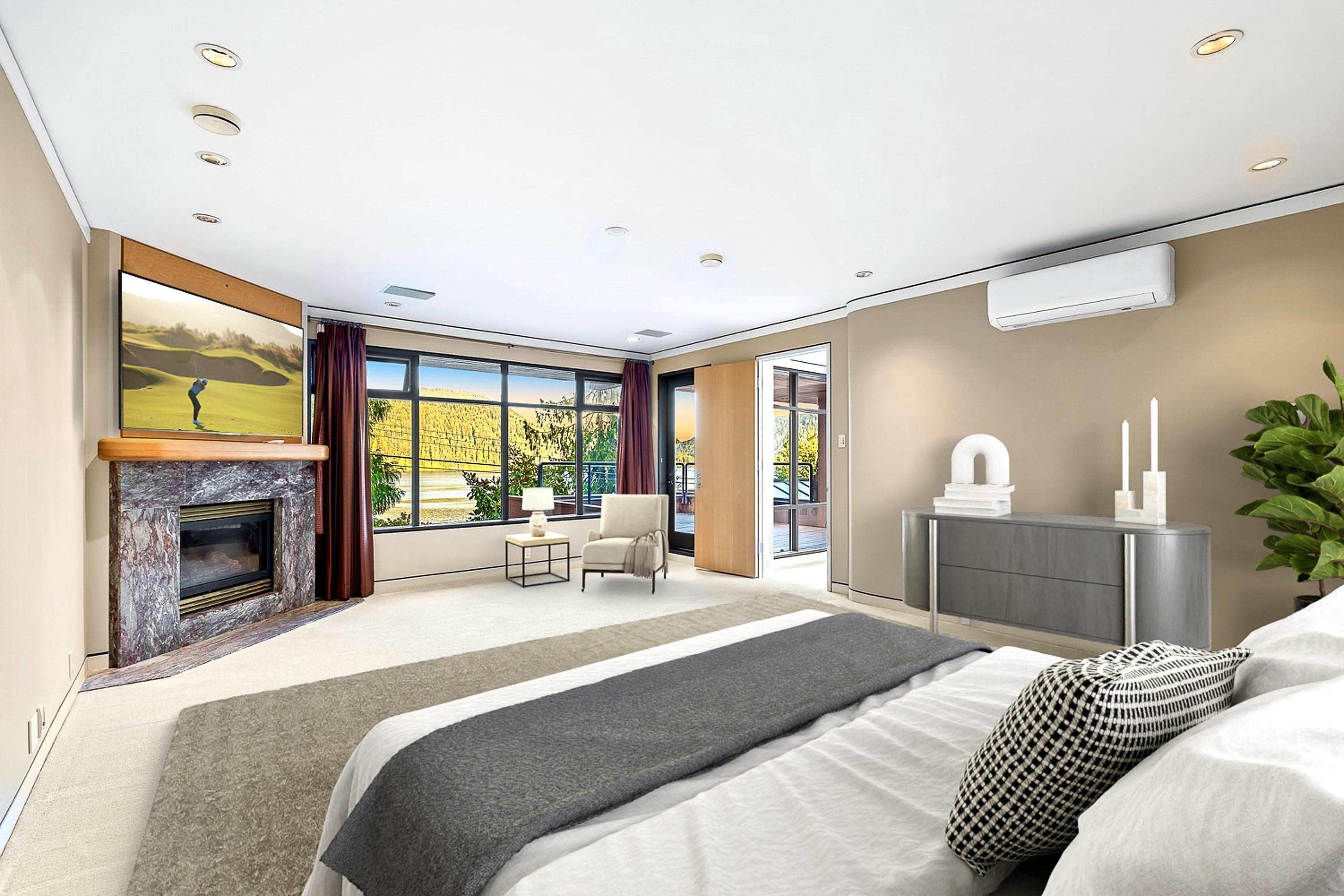 687 BEACHVIEW DRIVE