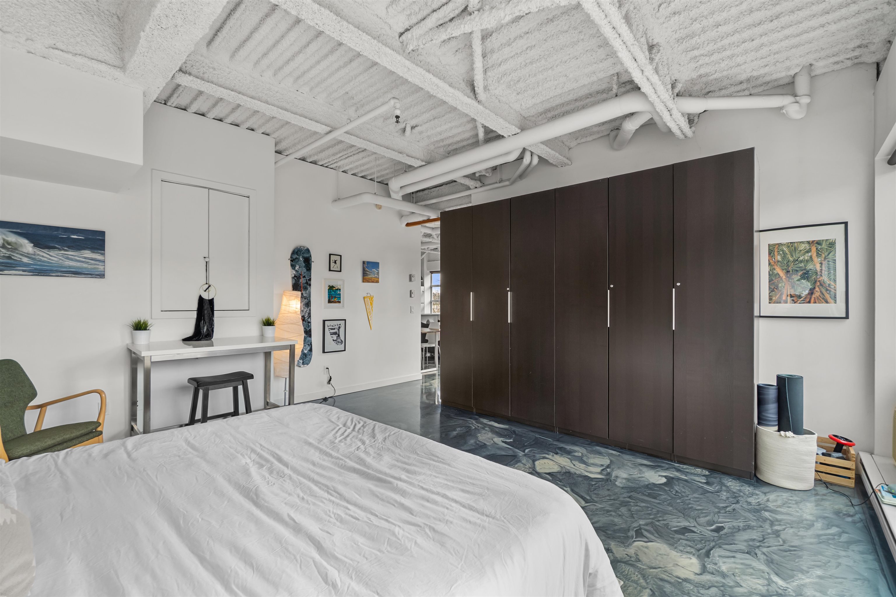 431 350 E 2ND AVENUE Unit: 431