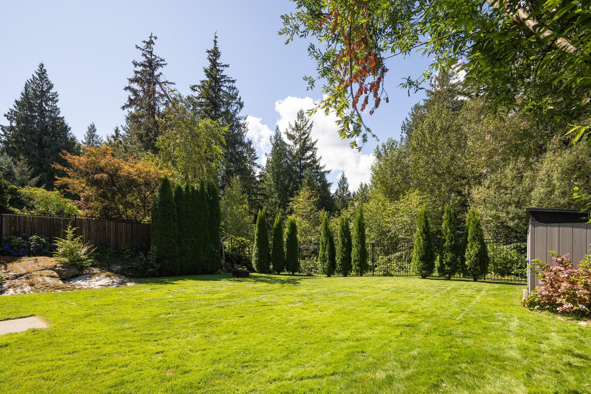1020 JAY CRESCENT
