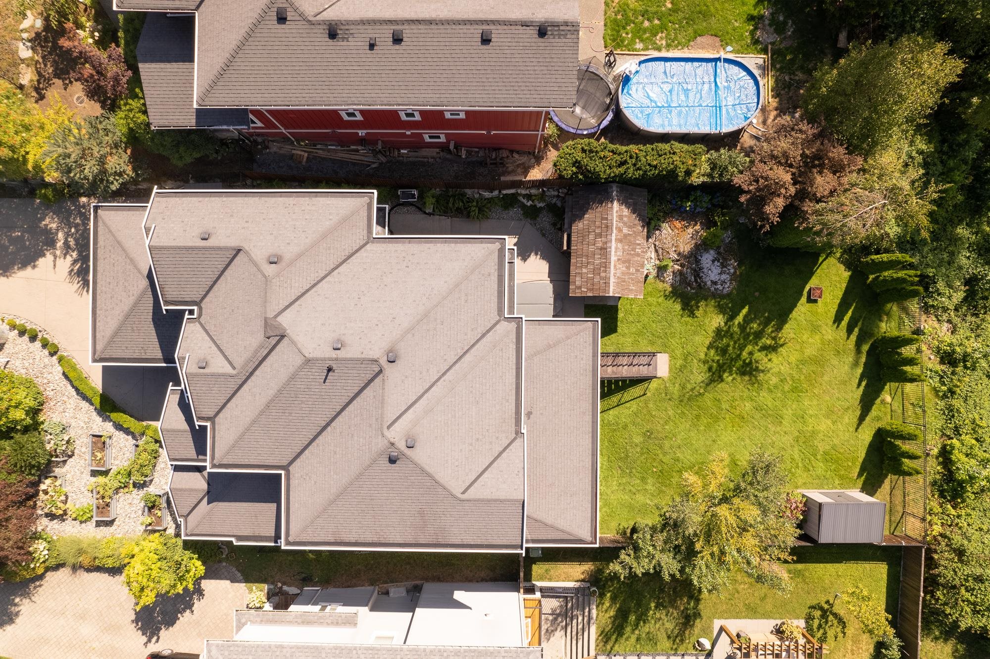 1020 JAY CRESCENT