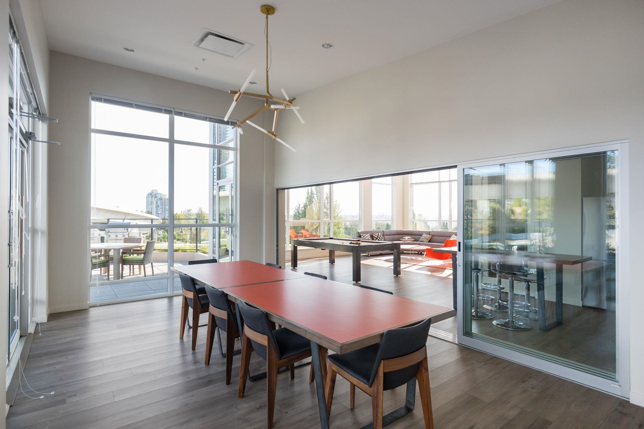208 691 NORTH ROAD Unit: 208