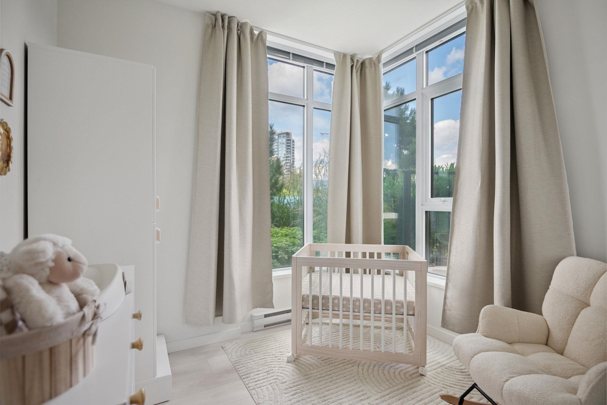 208 691 NORTH ROAD Unit: 208