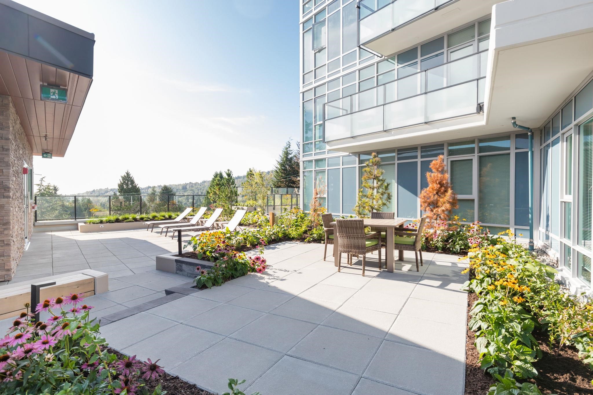 208 691 NORTH ROAD Unit: 208