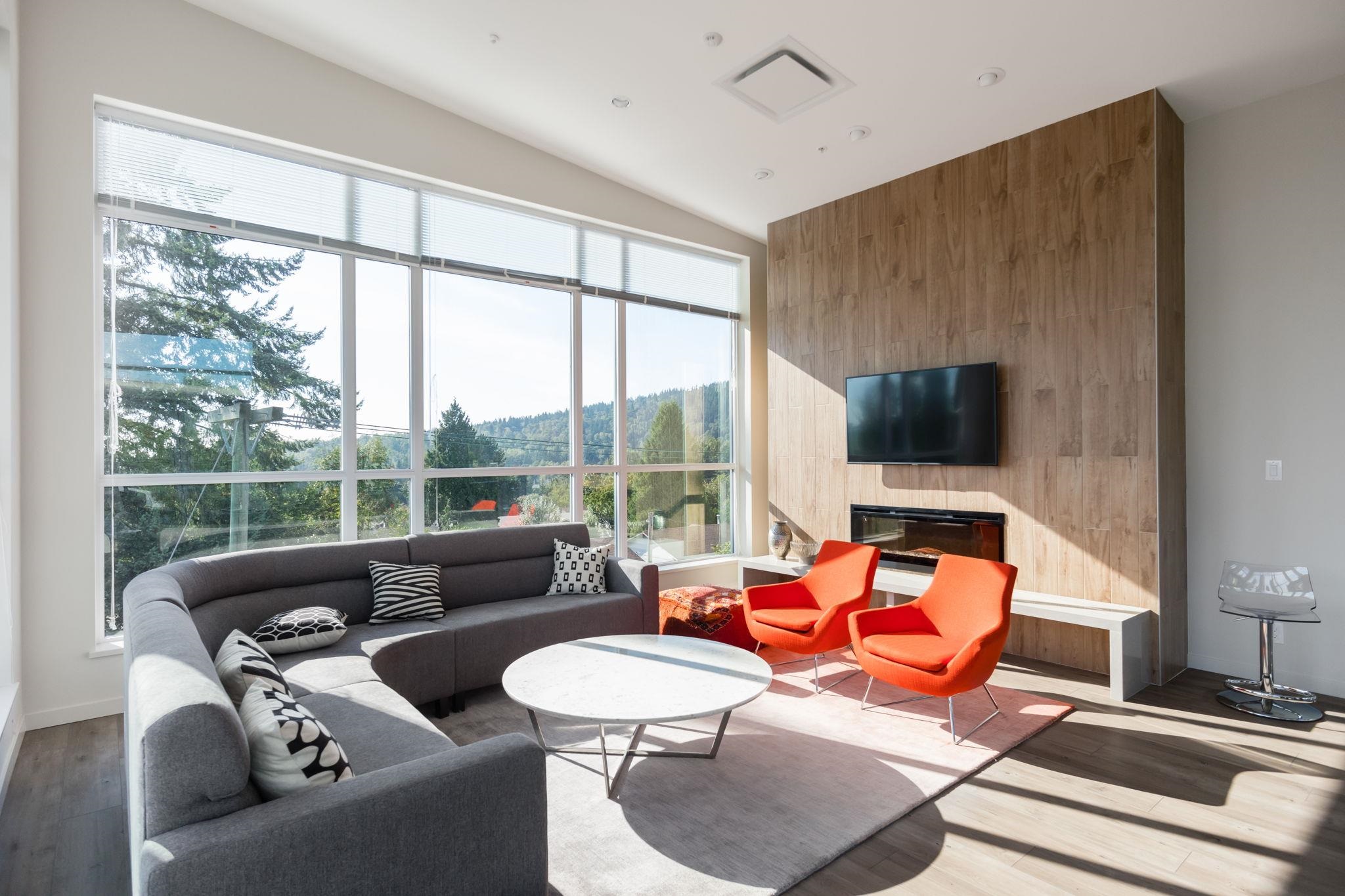 208 691 NORTH ROAD Unit: 208