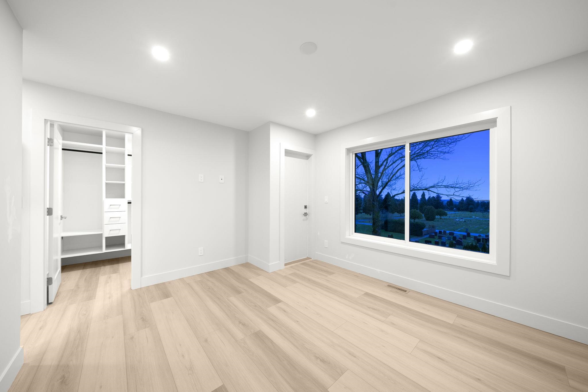 2 3881 HURST STREET Unit: 2