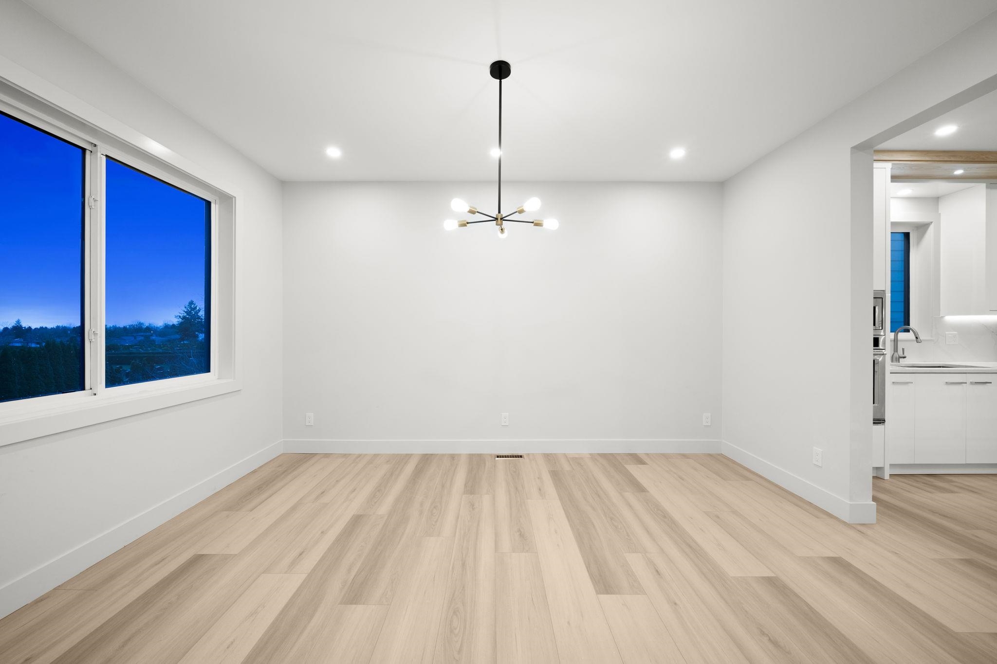 2 3881 HURST STREET Unit: 2
