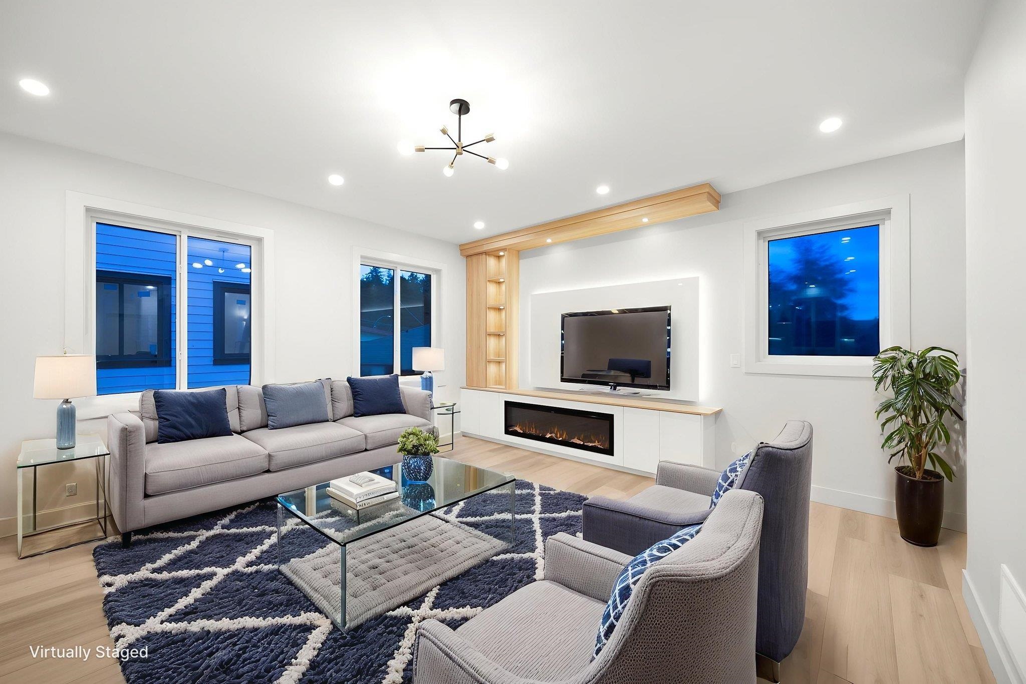 2 3881 HURST STREET Unit: 2