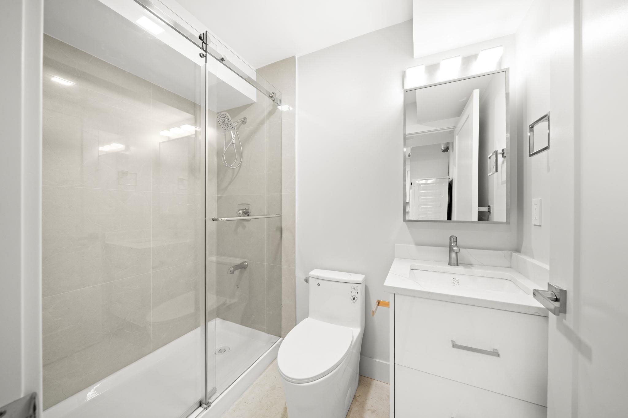 2 3881 HURST STREET Unit: 2