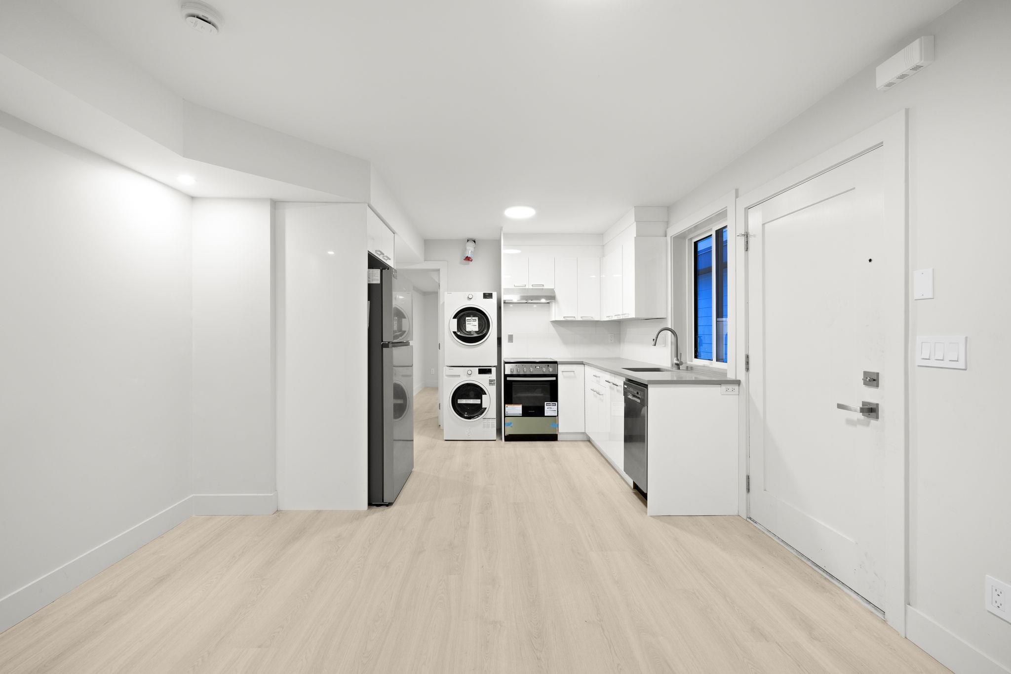 2 3881 HURST STREET Unit: 2