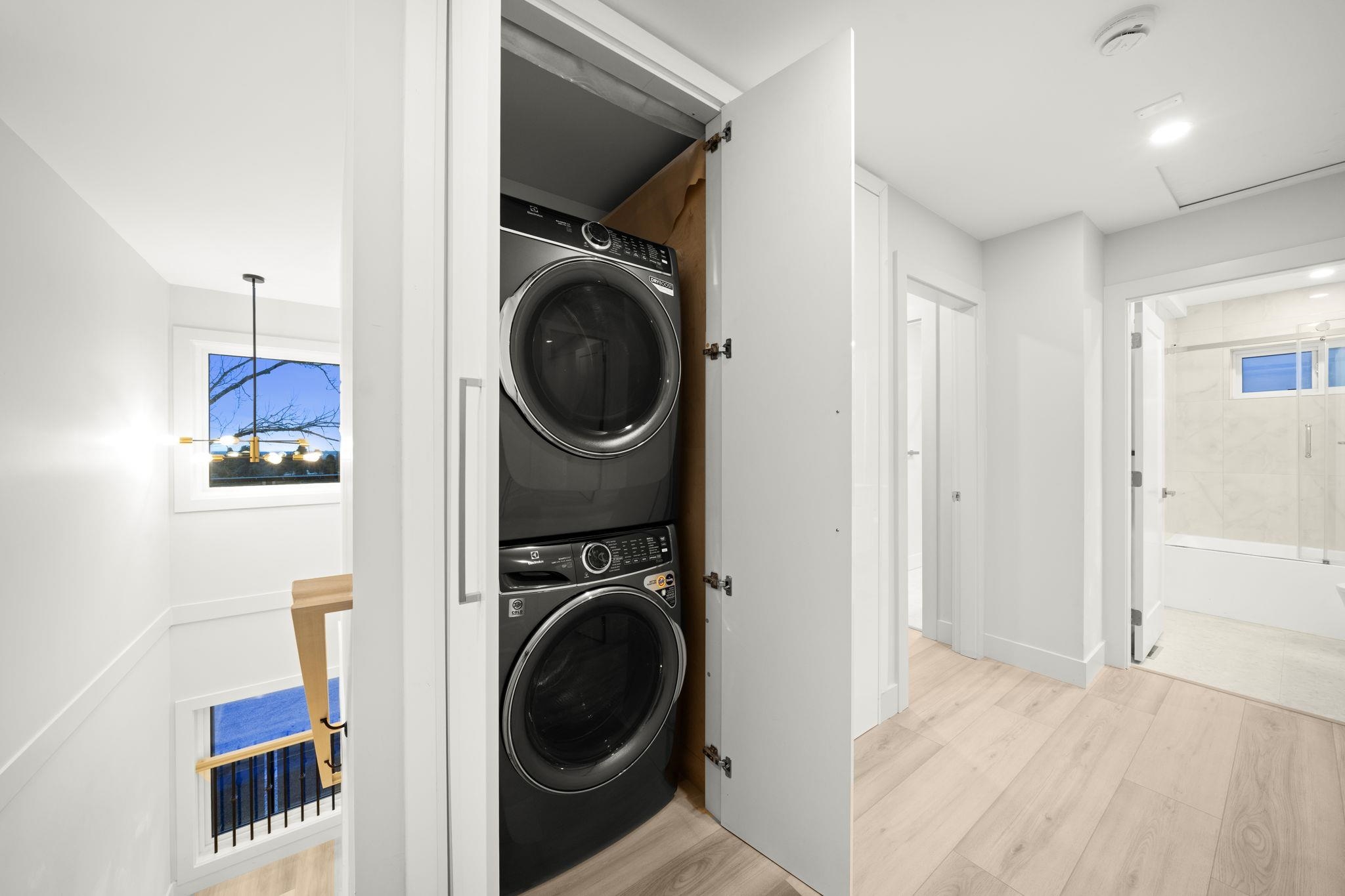 2 3881 HURST STREET Unit: 2