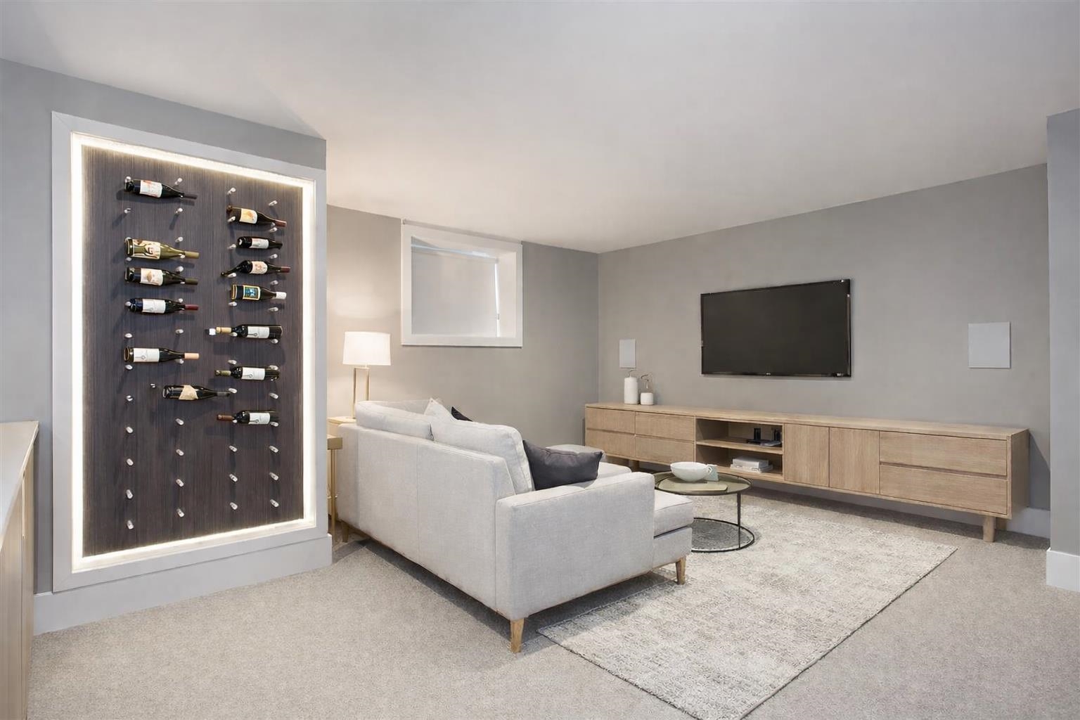 356 W 28TH STREET